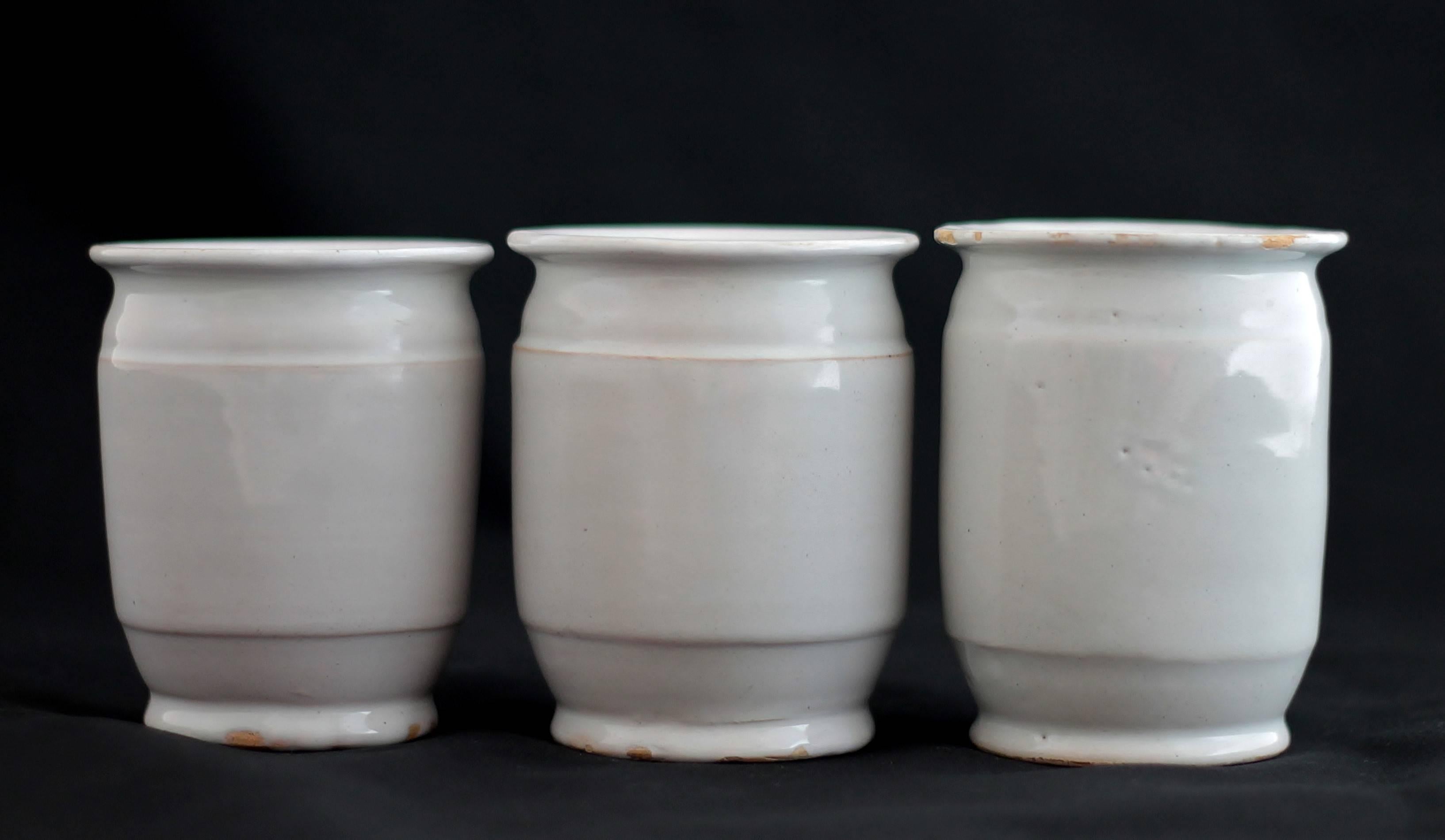 Louis XV Hagueneau 'France, Est' Faience, Three Pillboxes, 18th Century For Sale