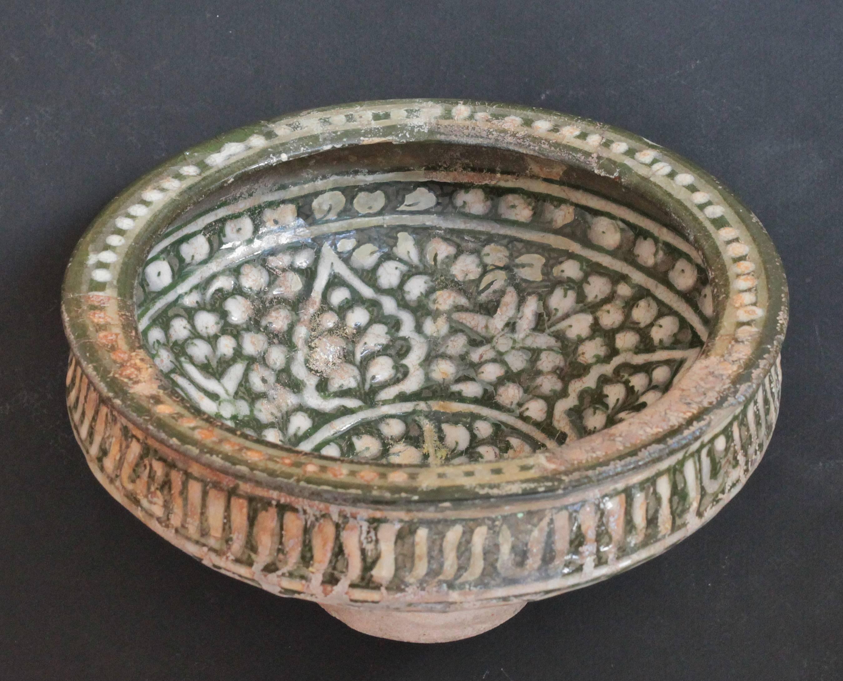 Islamic Art Ilkhanide Ceramic Bowl, 12th and 13th Centuries, Iran