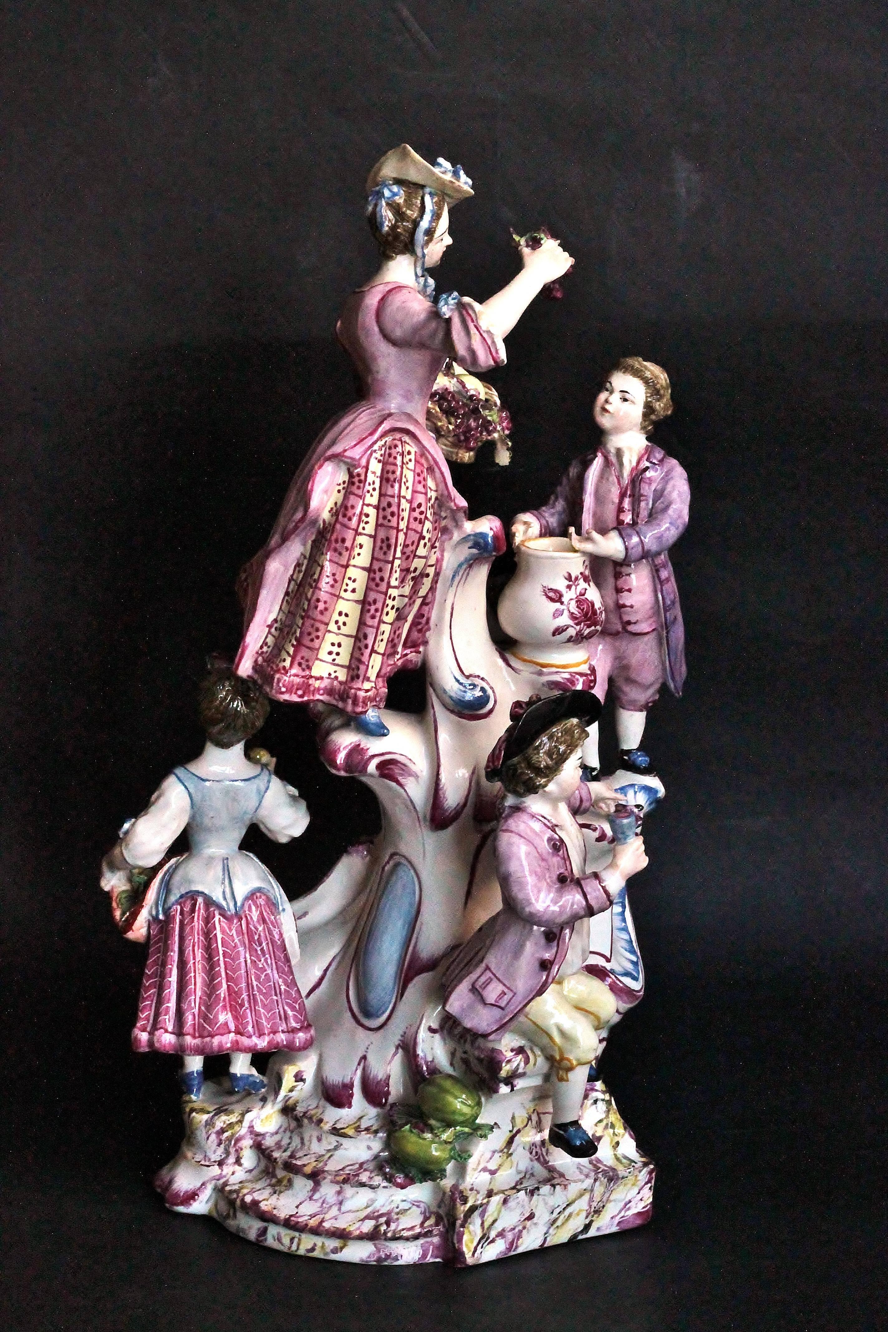 French Large Sceaux Group, circa 1772 For Sale
