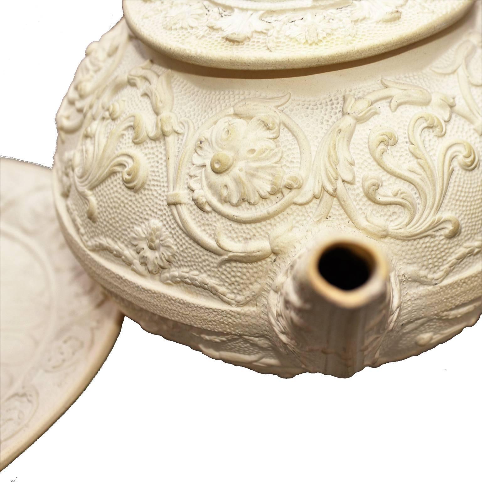 19th Century Rare Wedgwood Teapot, Cover and Stand For Sale