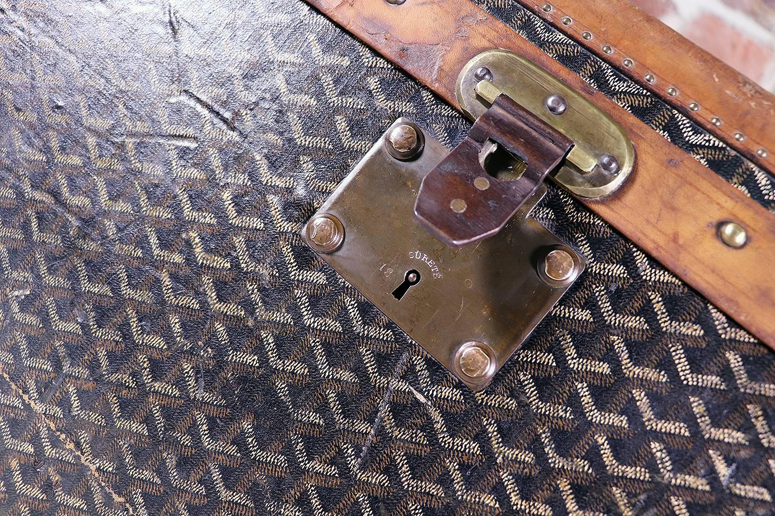 Splendid Goyard Ainé Steamer Shoe Trunk, circa 1910s 3