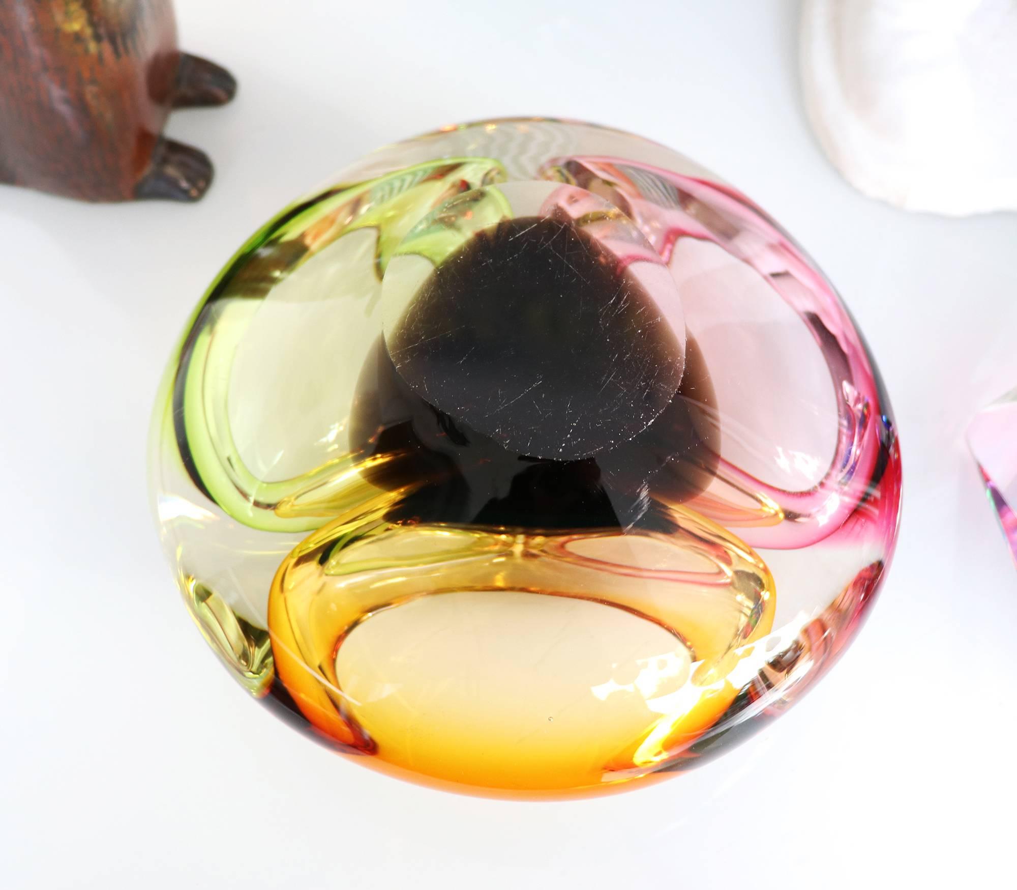 Hand-Crafted Murano Glass Three-Section Bowl, 1960s For Sale
