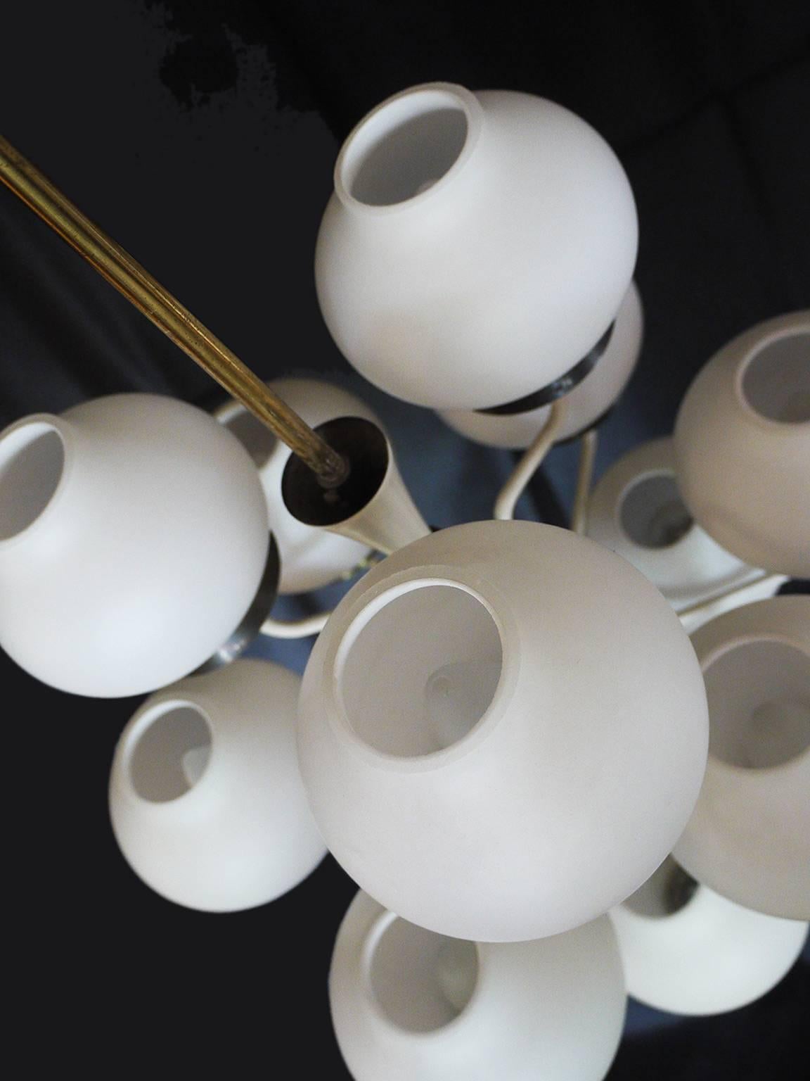 Swedish Sputnik 'Tulipan' Chandelier by Hans-Agne Jakobsson, Sweden, 1950s For Sale