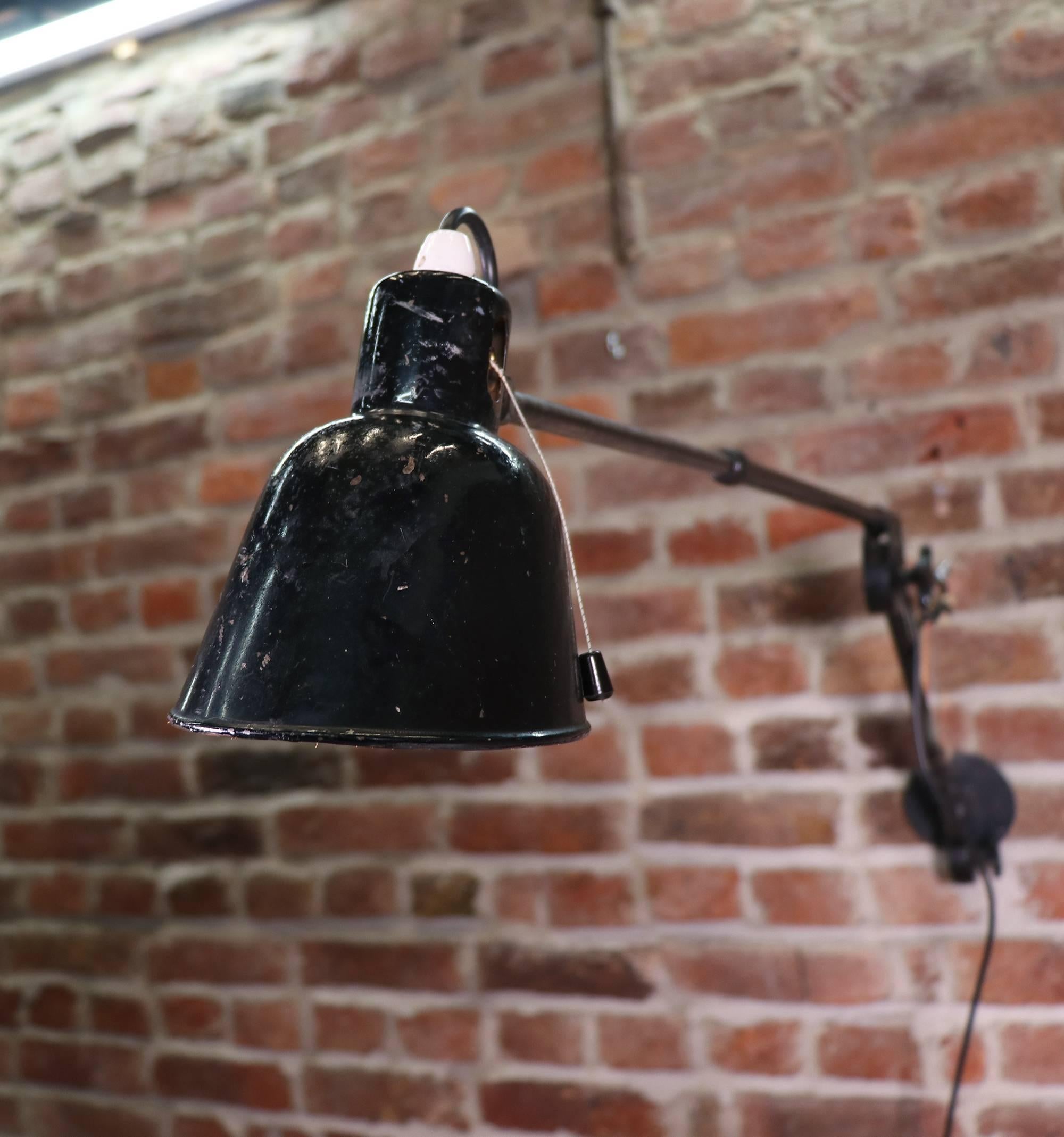 Bauhaus Vintage Industrial Adjustable Articulated Telescopic Task Lamp For Sale