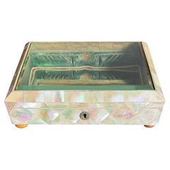 Good Condition and Large Antique Display Box w. Beveled Glass Top