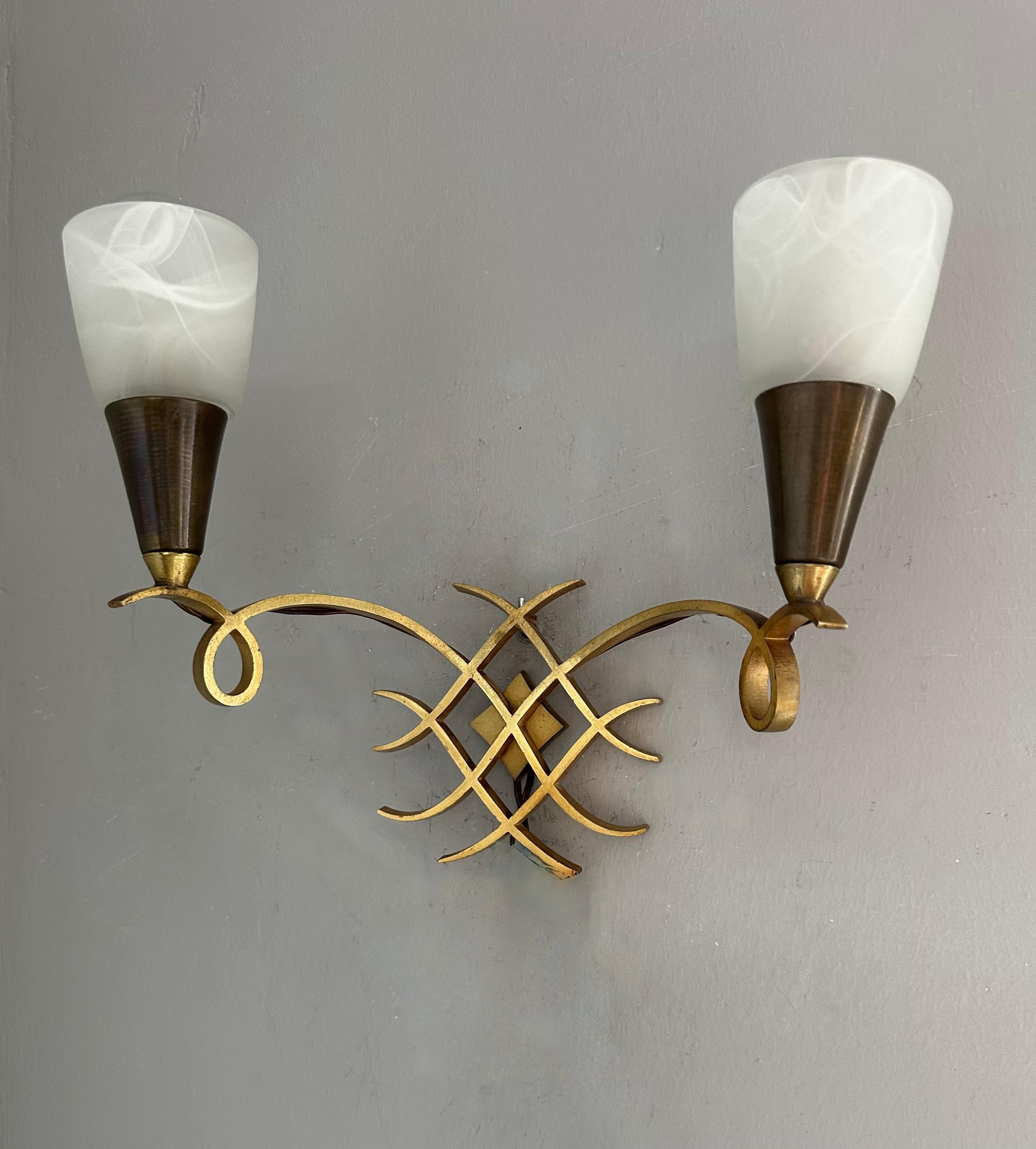 Pair of French Art Deco Bronze Wall Sconces Attributed to Jules Leleu For Sale 7