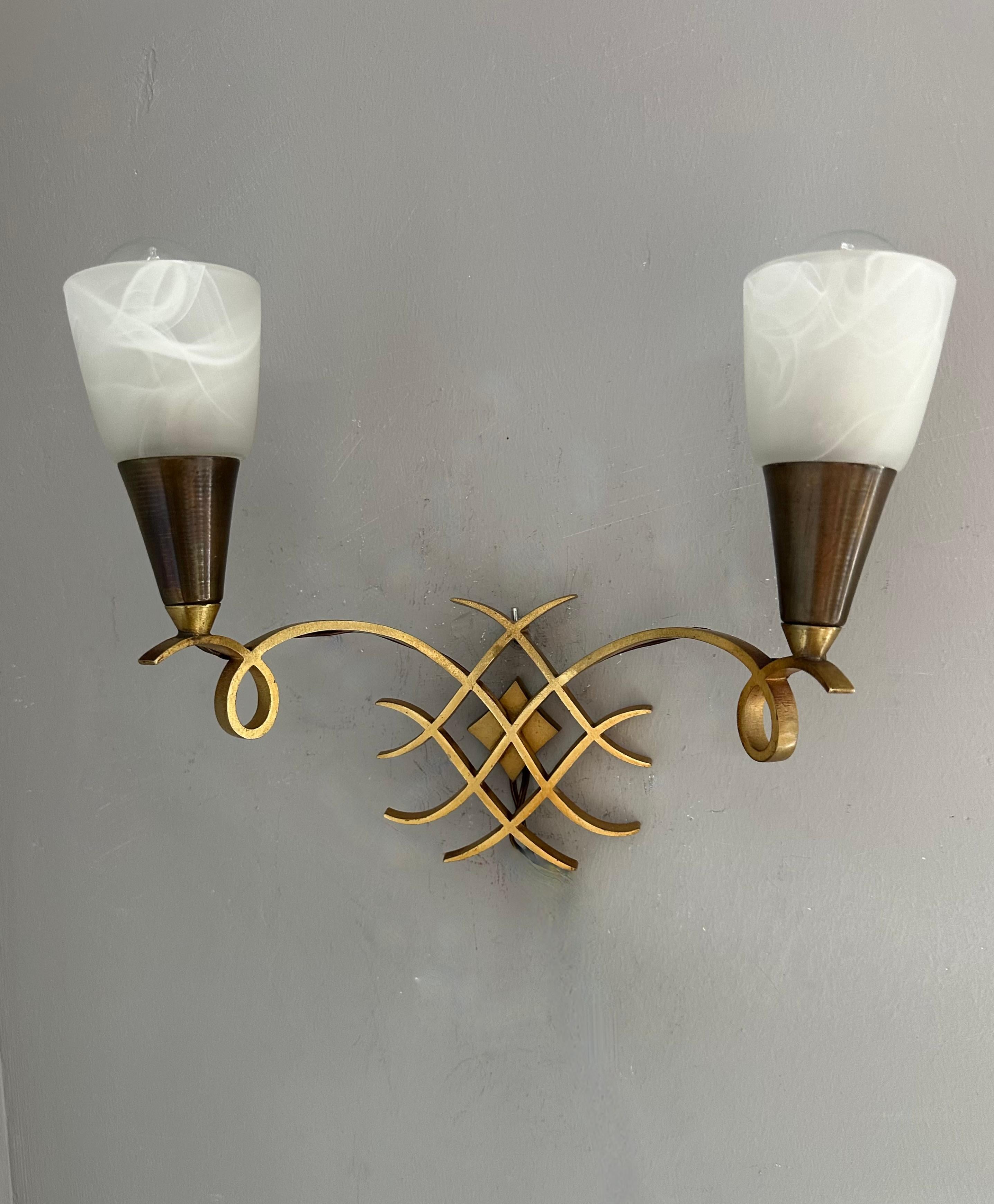 Pair of French Art Deco Bronze Wall Sconces Attributed to Jules Leleu For Sale 8