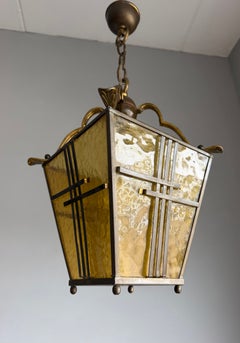 Lampada a sospensione olandese in ottone in stile Arts & Crafts con vetro “Cathedral” originale, 1920 circa
