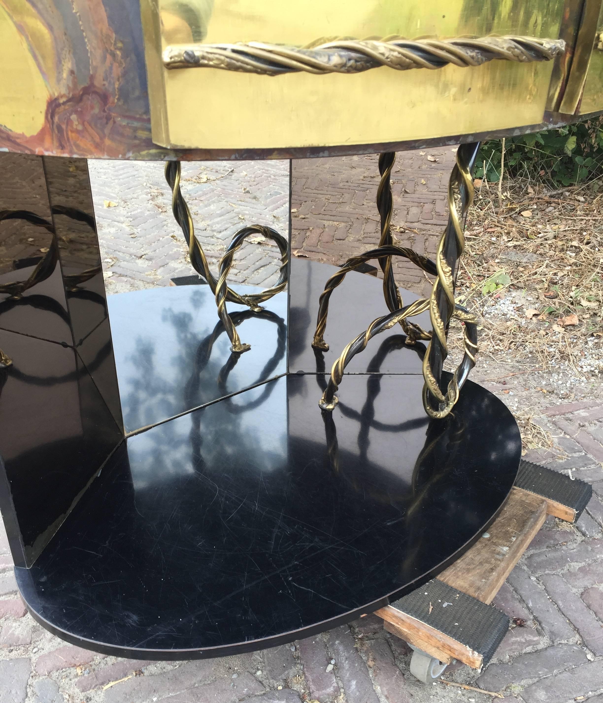 Rara toeletta di vanità Isabelle Masson-Faure con scultura di illuminazione di pavone In condizioni buone in vendita a Lisse, NL