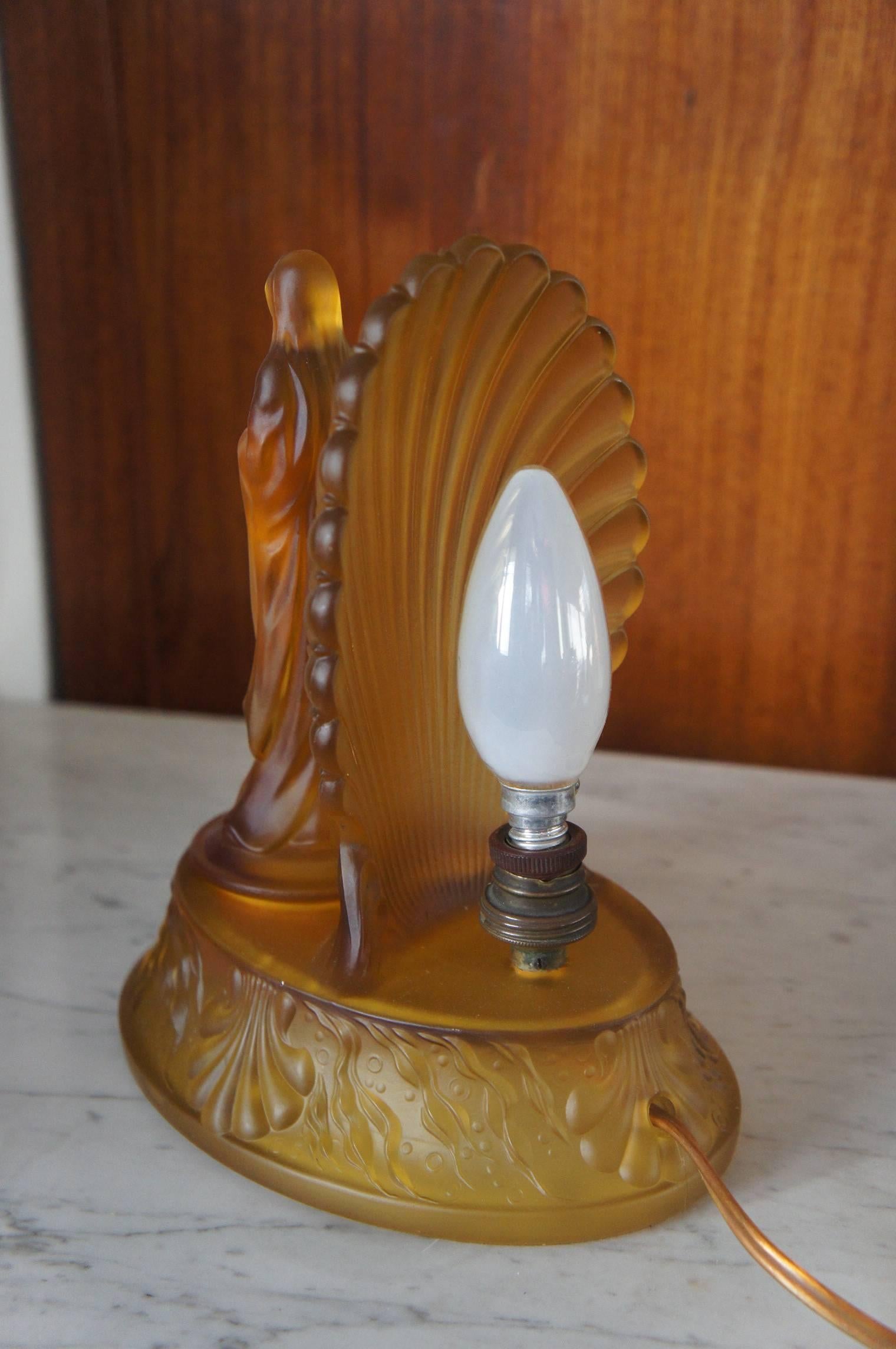 glass shell lamp