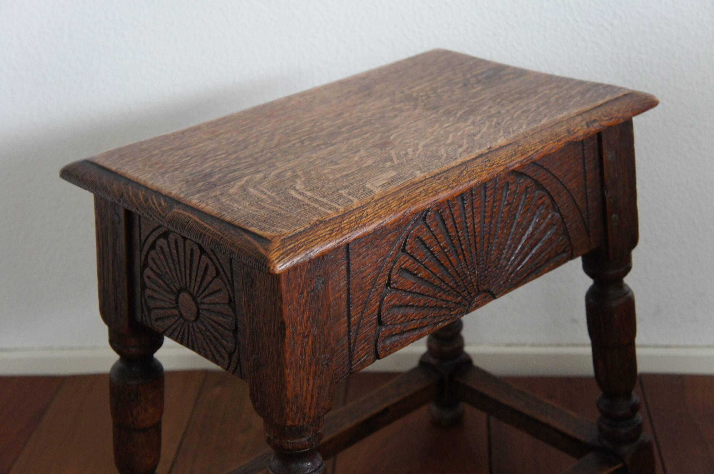 Early 20th Century Mint Condition Hand Carved Renaissance Style Oak Joint Stool 3