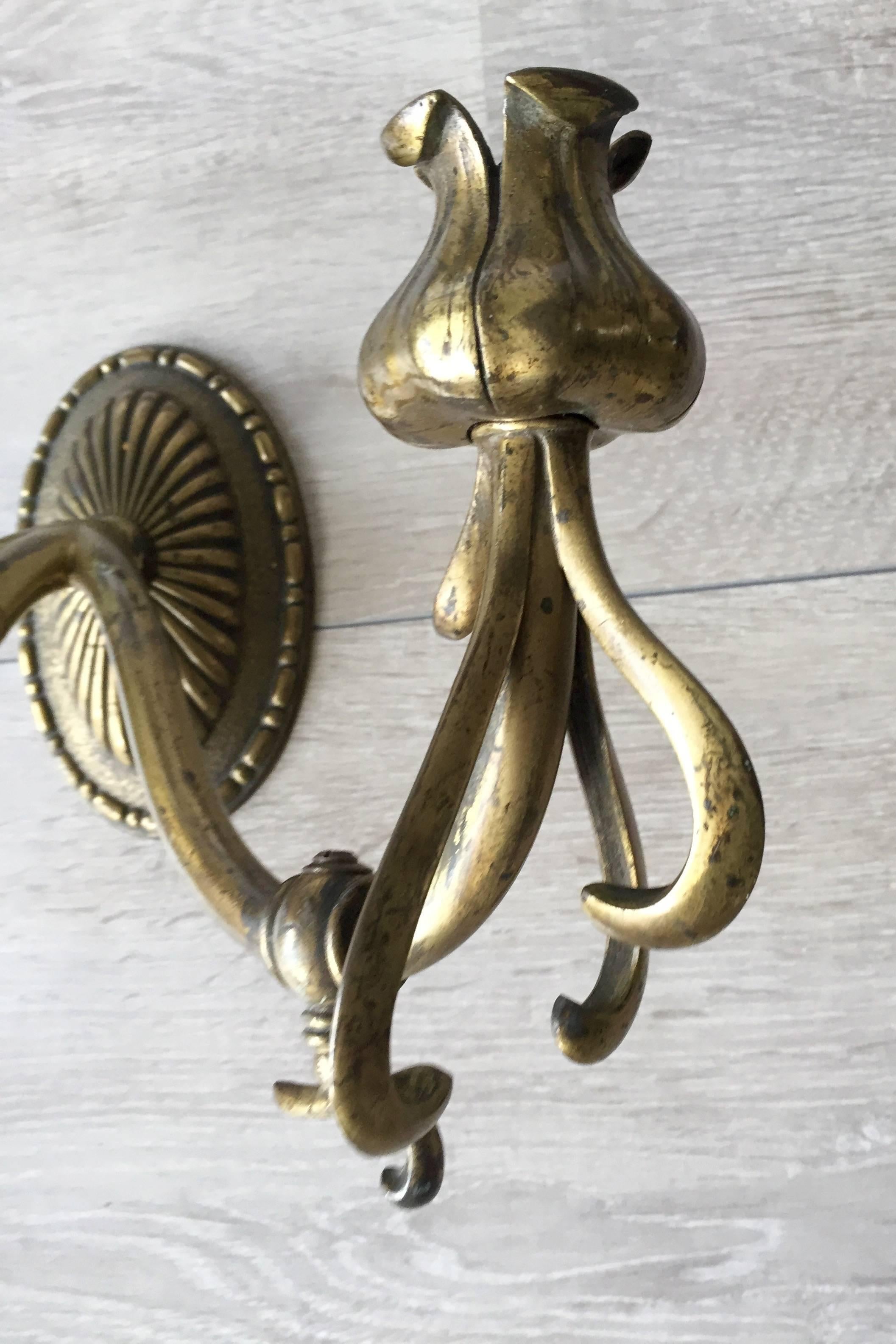 Rare Pair of Art Nouveau Bronze Wall Sconces / Fixtures with Flower Sculptured In Excellent Condition For Sale In Lisse, NL