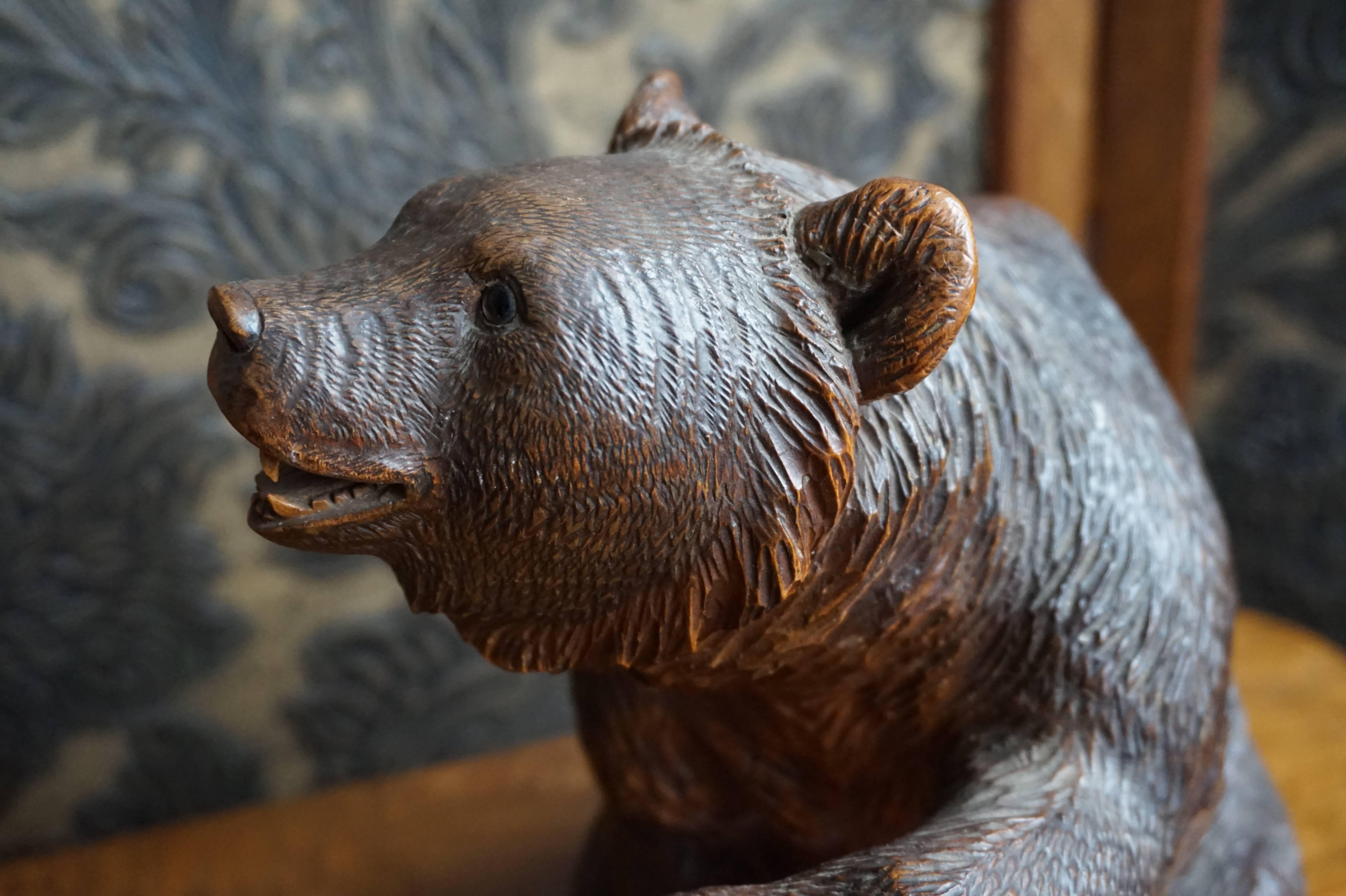 Hand-Carved Antique Top Quality Carved Black Forest Bear Sculpture and Striking Deskpiece