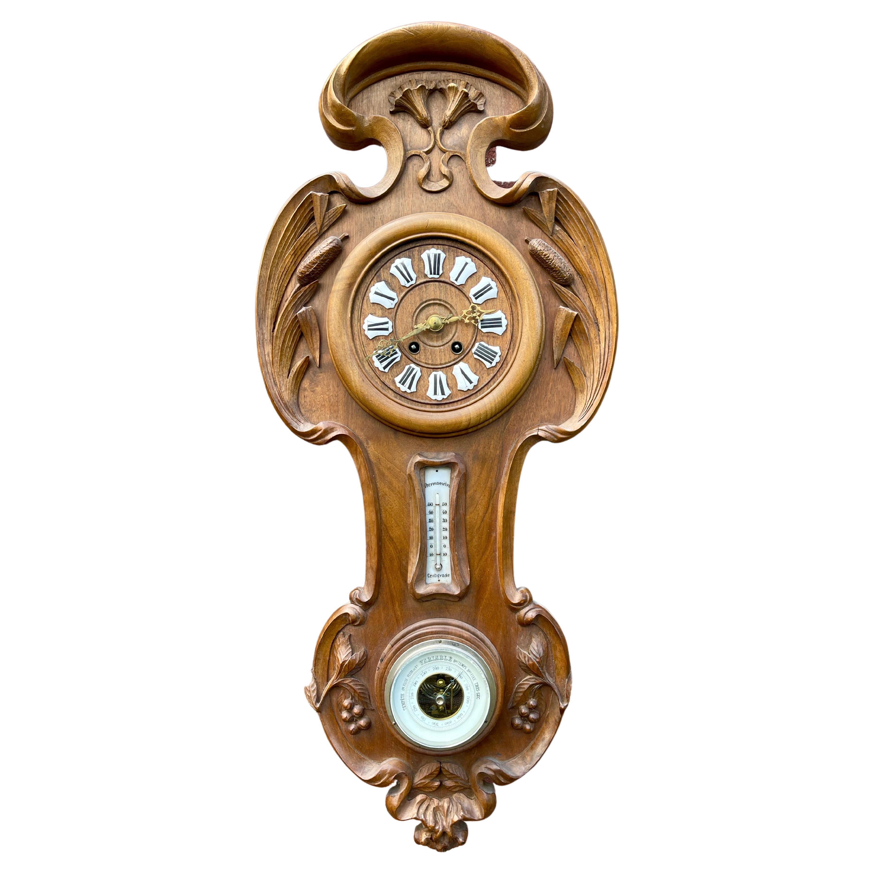 Geschnitzte Wanduhr im Art nouveau-Stil von L'ecole Nancy, Thermometer und Barometer, einzigartig