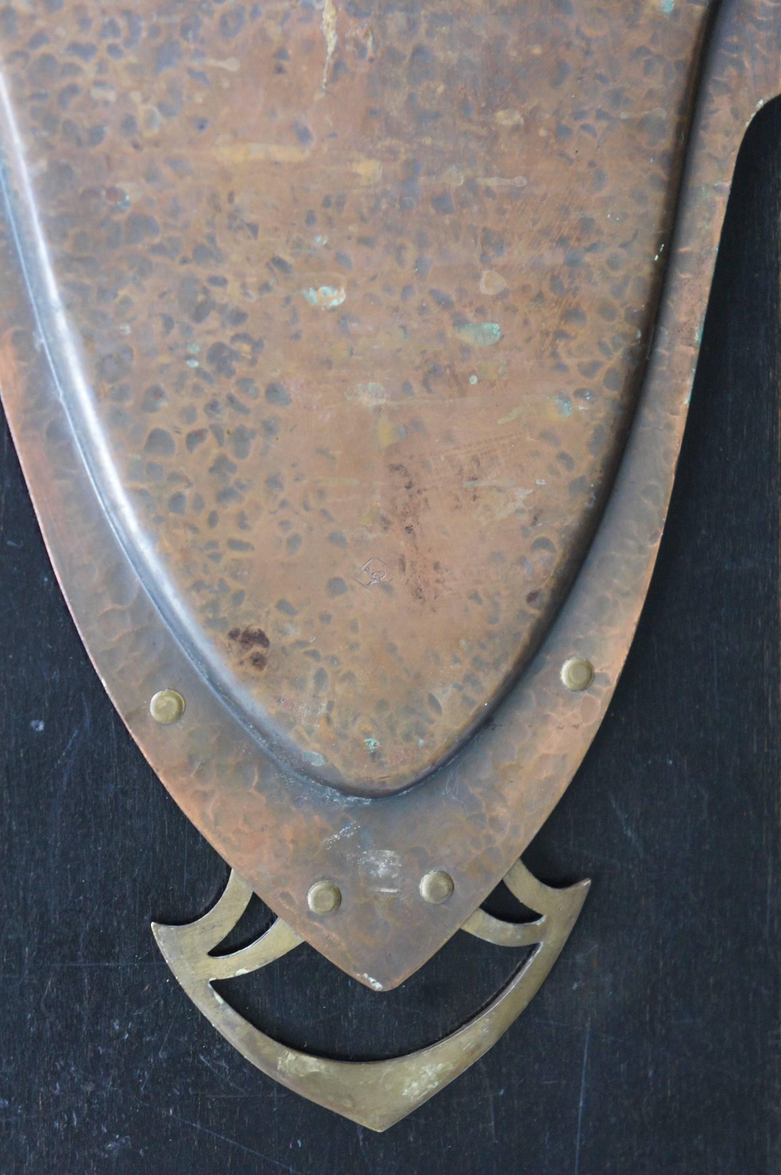 Rare WMF Art Nouveau / Jugendstil Brass and Copper Tray with Keltic Style Handle In Excellent Condition In Lisse, NL
