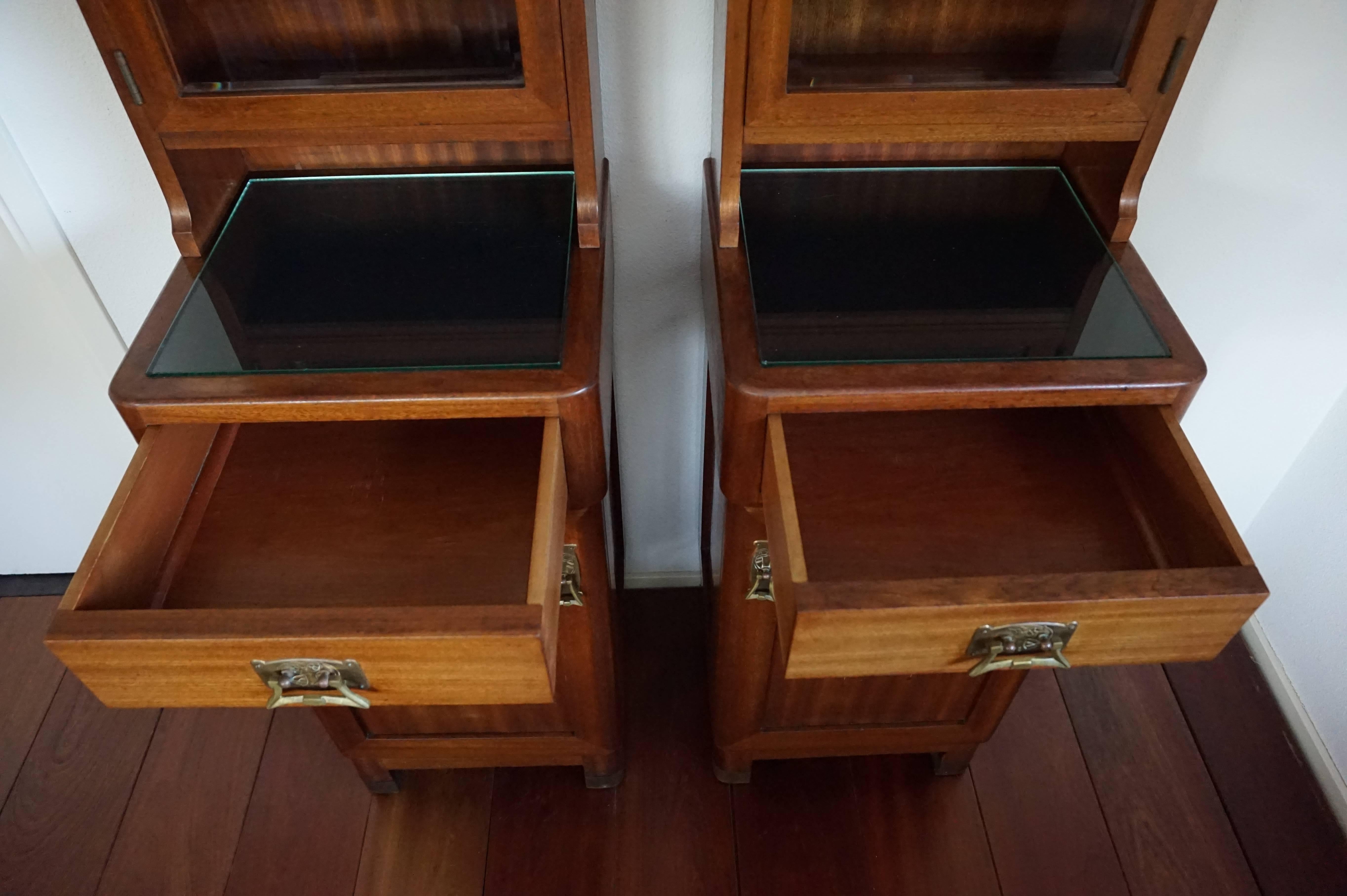 Wonderful Mahogany Art Nouveau Bedside Tables / Nightstands with Satinwood Inlay In Good Condition In Lisse, NL