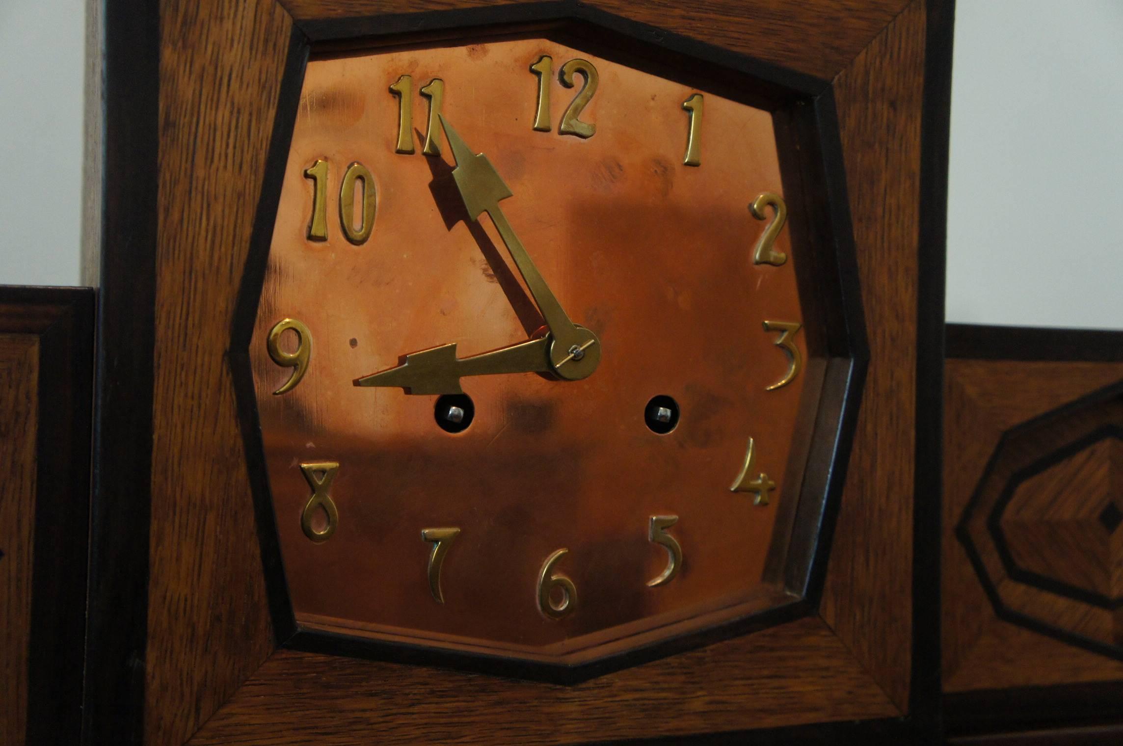 20th Century Beautiful Art Deco Pendulum / Mantel Clock Macassar Marquetry Inlay circa 1925