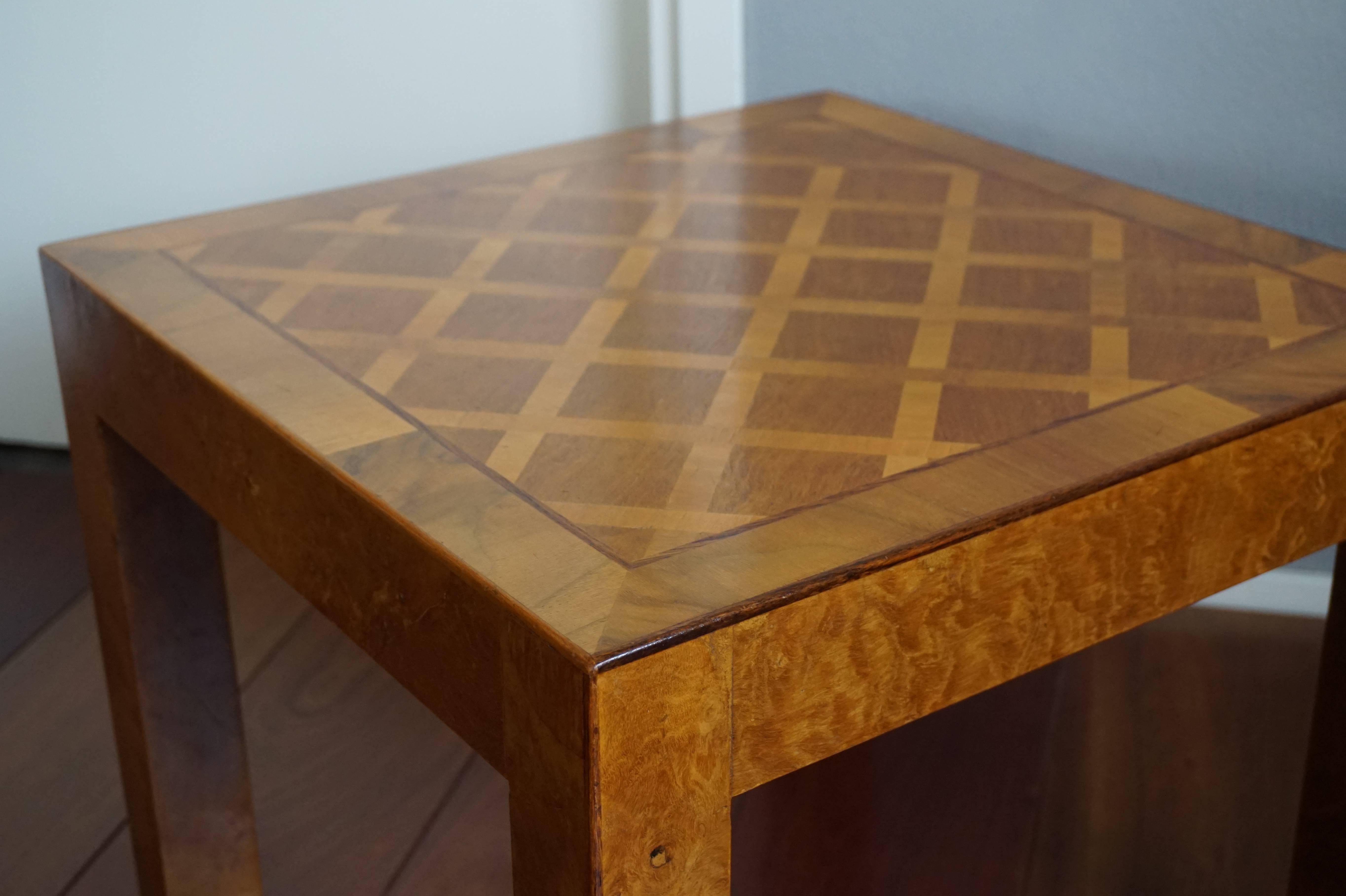 Art Deco Vintage Italian Design Marquetry Inlaid Burl Coffee or End Table Made in Italy