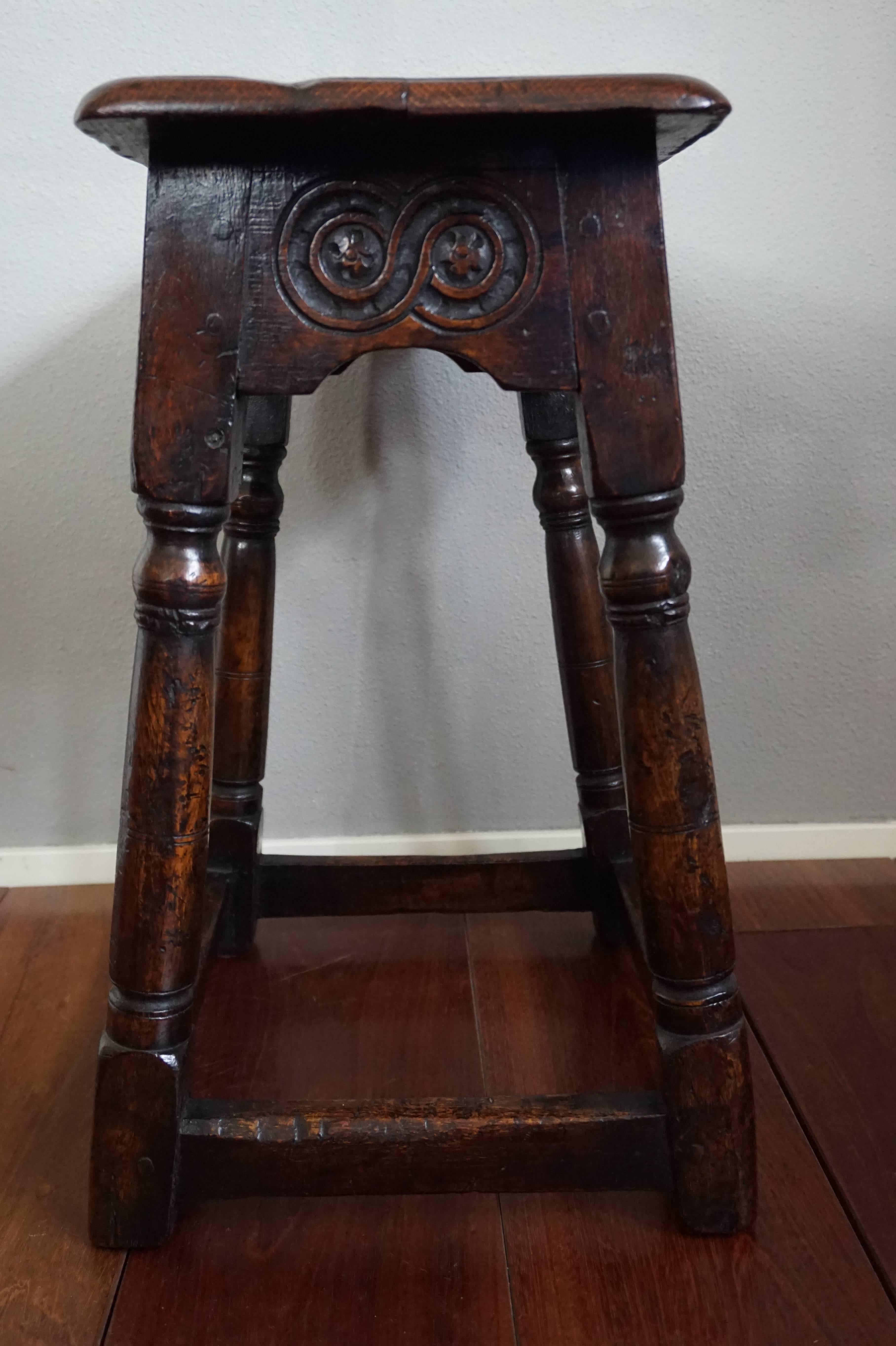 18th Century Antique Hand-Crafted and Hand Carved Solid Oak Joint Stool, circa 1800