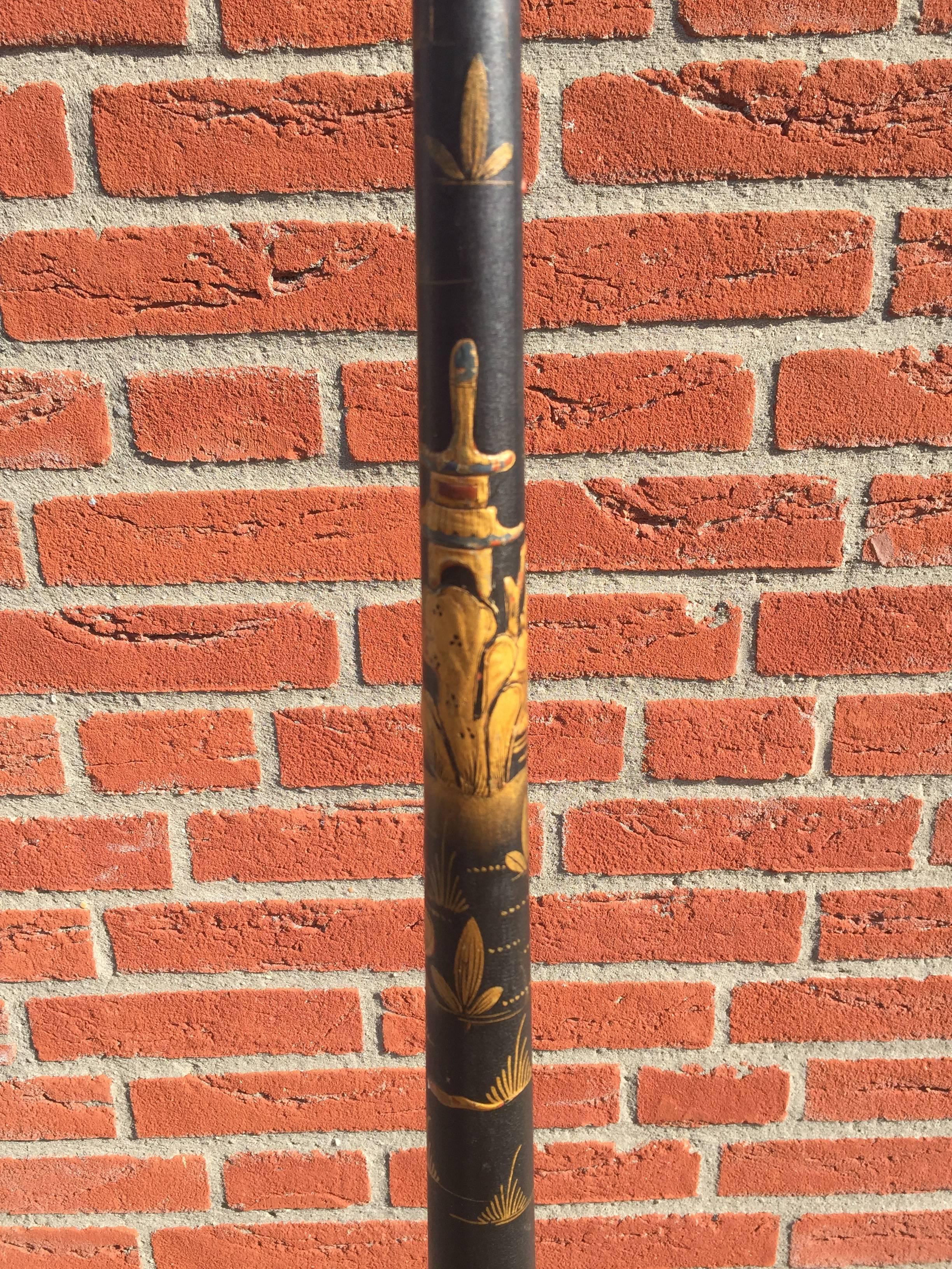 Hand-Crafted Early 1900s Wooden Chinoiserie Floor Lamp with Lacquer Decor and Chinese Motifs