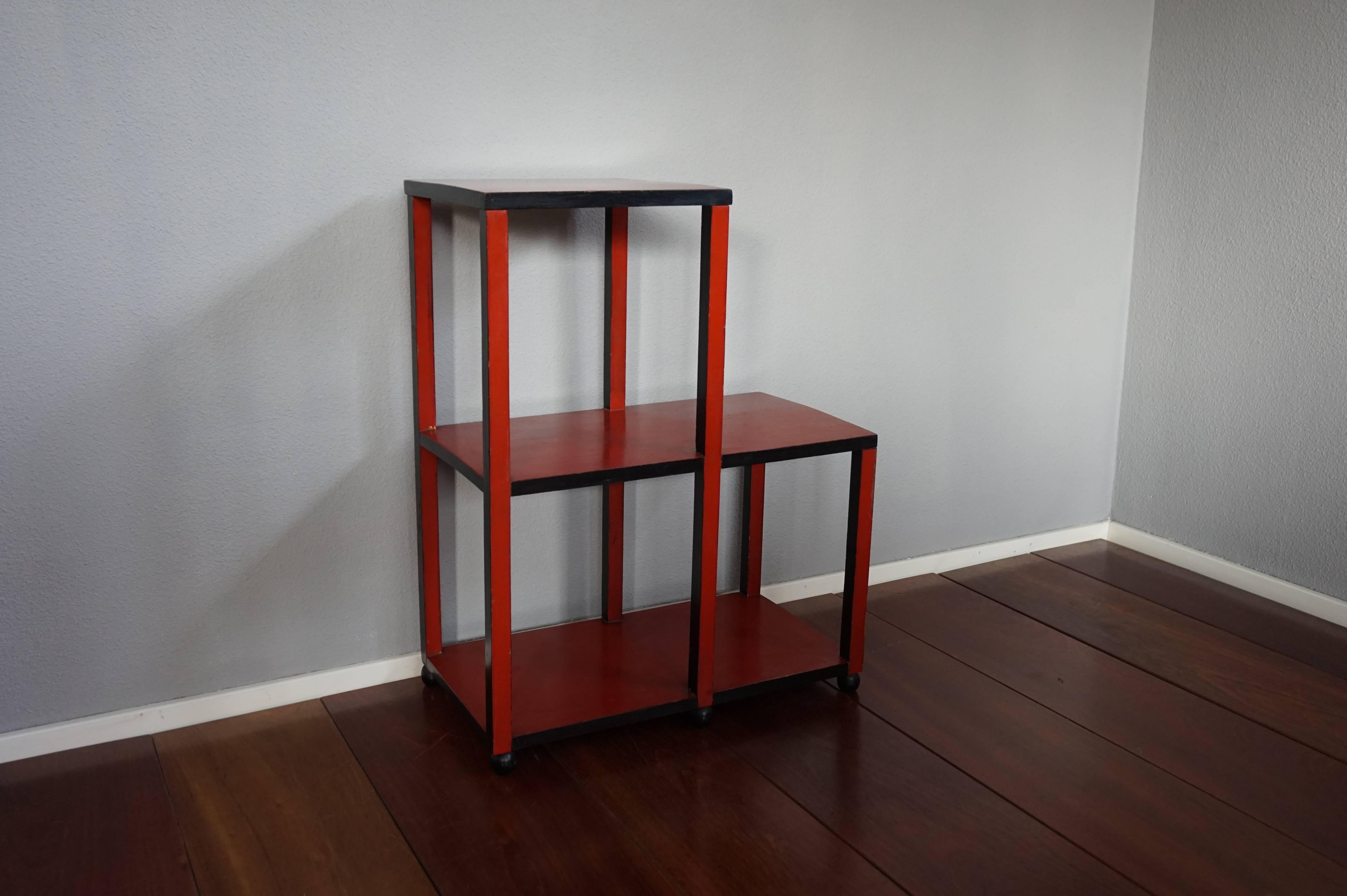 Unique Art Deco Amsterdam School Red & Black Lacquered Etagere Stand Small Table 4