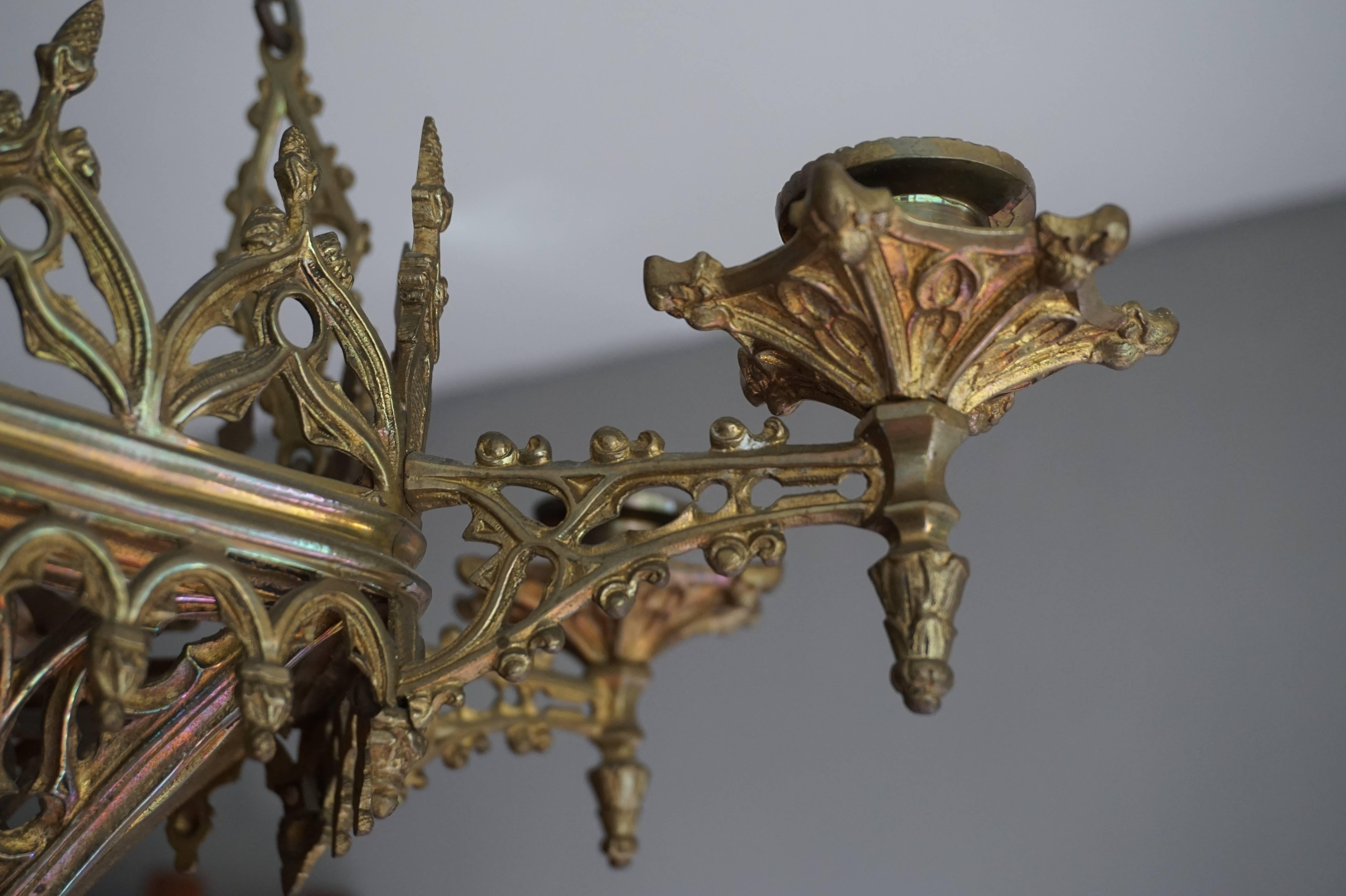 Rare Late 19th Century Gothic Revival Gilt Candle Lamp Six Candle Chandelier In Excellent Condition In Lisse, NL