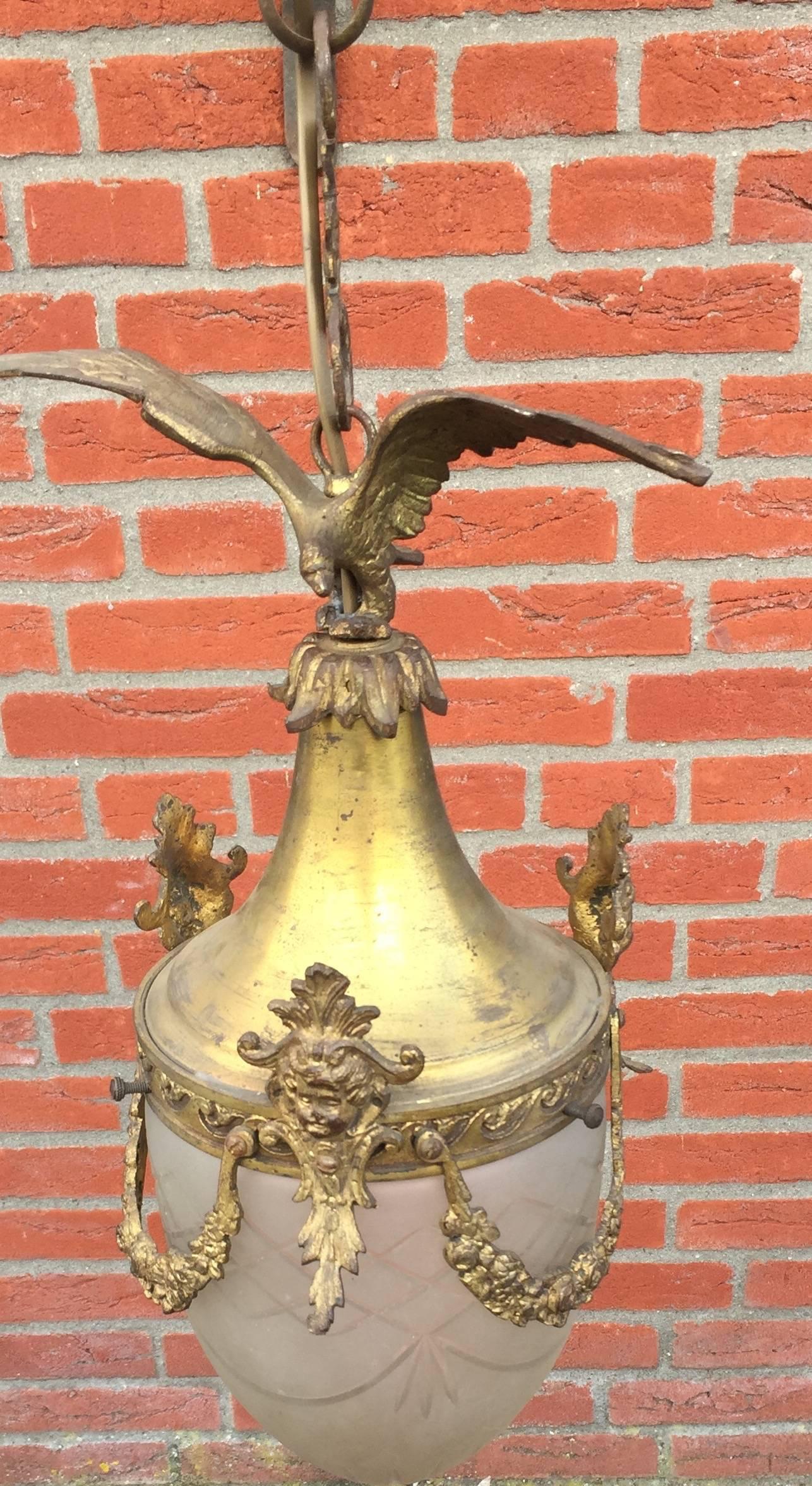 Early 20th Century Bronze and Glass Neoclassical Pendant with an Eagle & Putti 1
