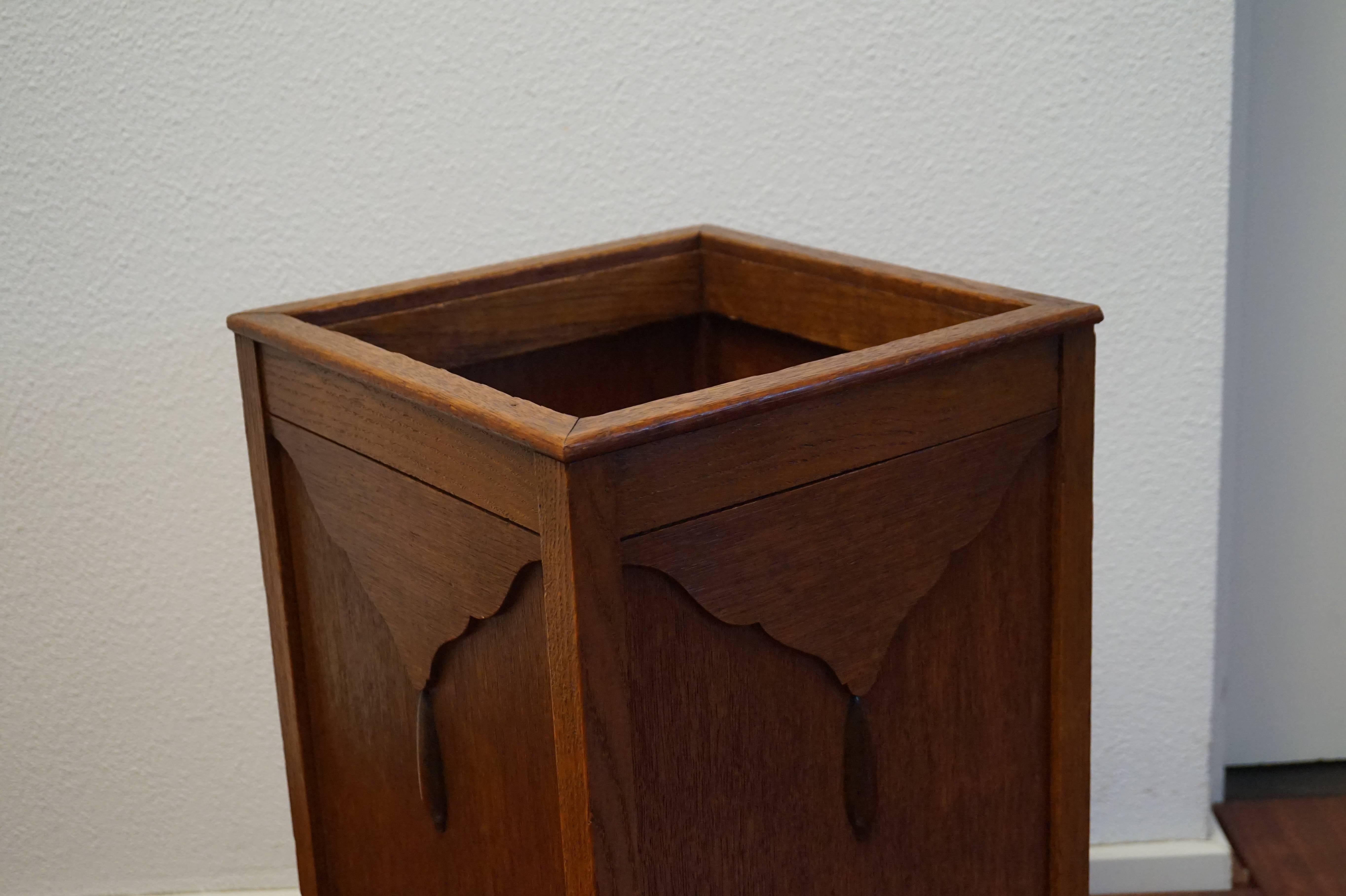 Hand-Crafted 1920s Oak Art Deco Umbrella Stand or Walking Cane Stand Geometrical Design