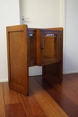 Early 20th Century Art Deco Display/Drinks Cabinet with Beveled Glass Windows