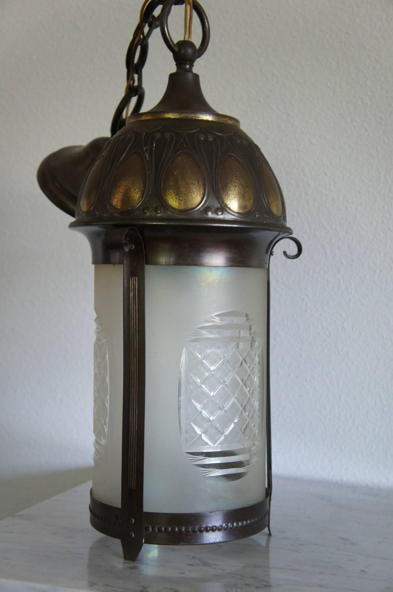 Dutch Early 20th Century Art Nouveau Brass and Cut Glass Pendant Lamp or Lantern For Sale