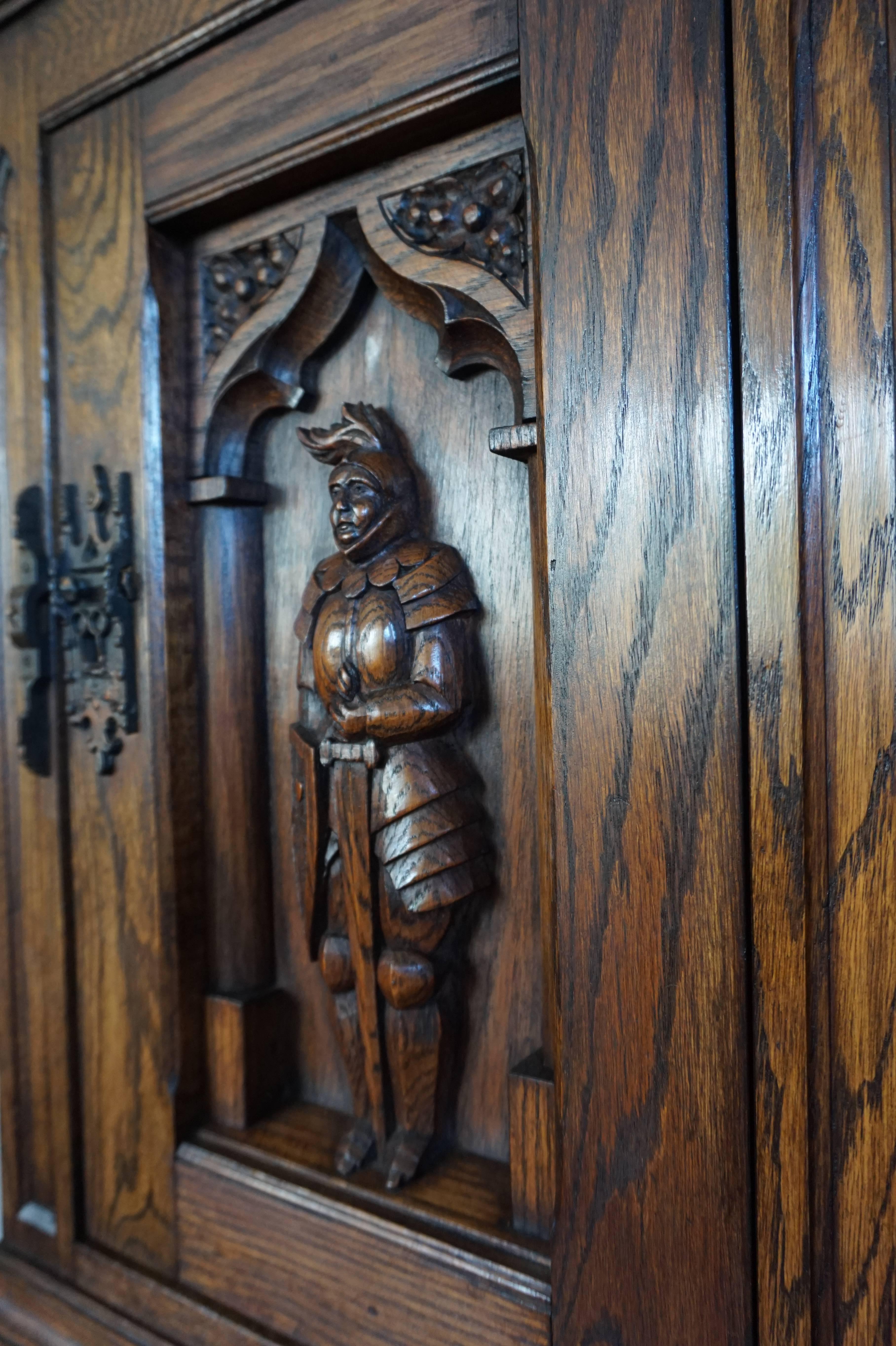 Dutch Gothic Revival Oak Dry Bar / Hallway Cabinet with Carved Knight & Cast Iron Lock