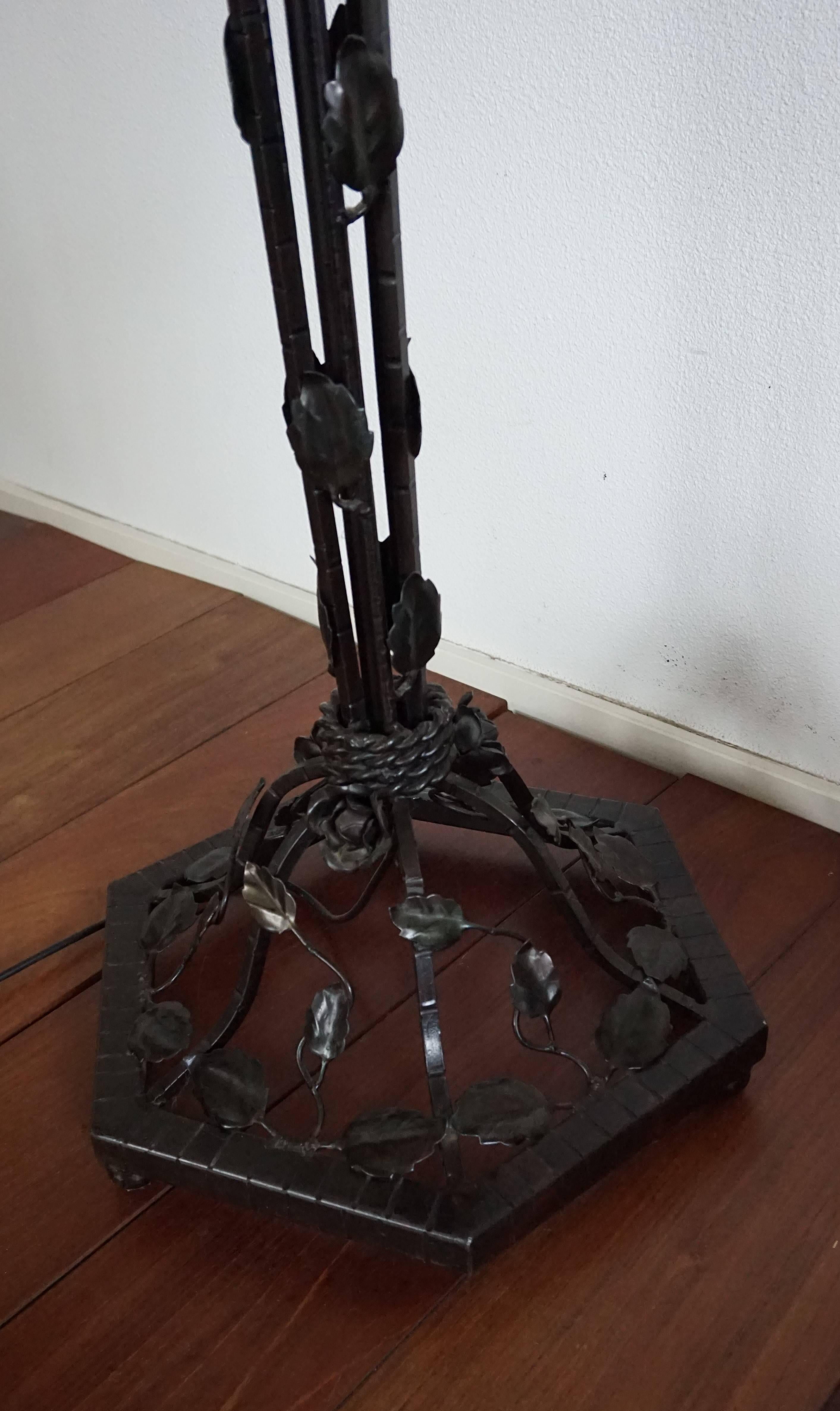 20th Century Art Nouveau Style Flower like Wrought Iron Floor Lamp & Pate De Verre Lamp Shade