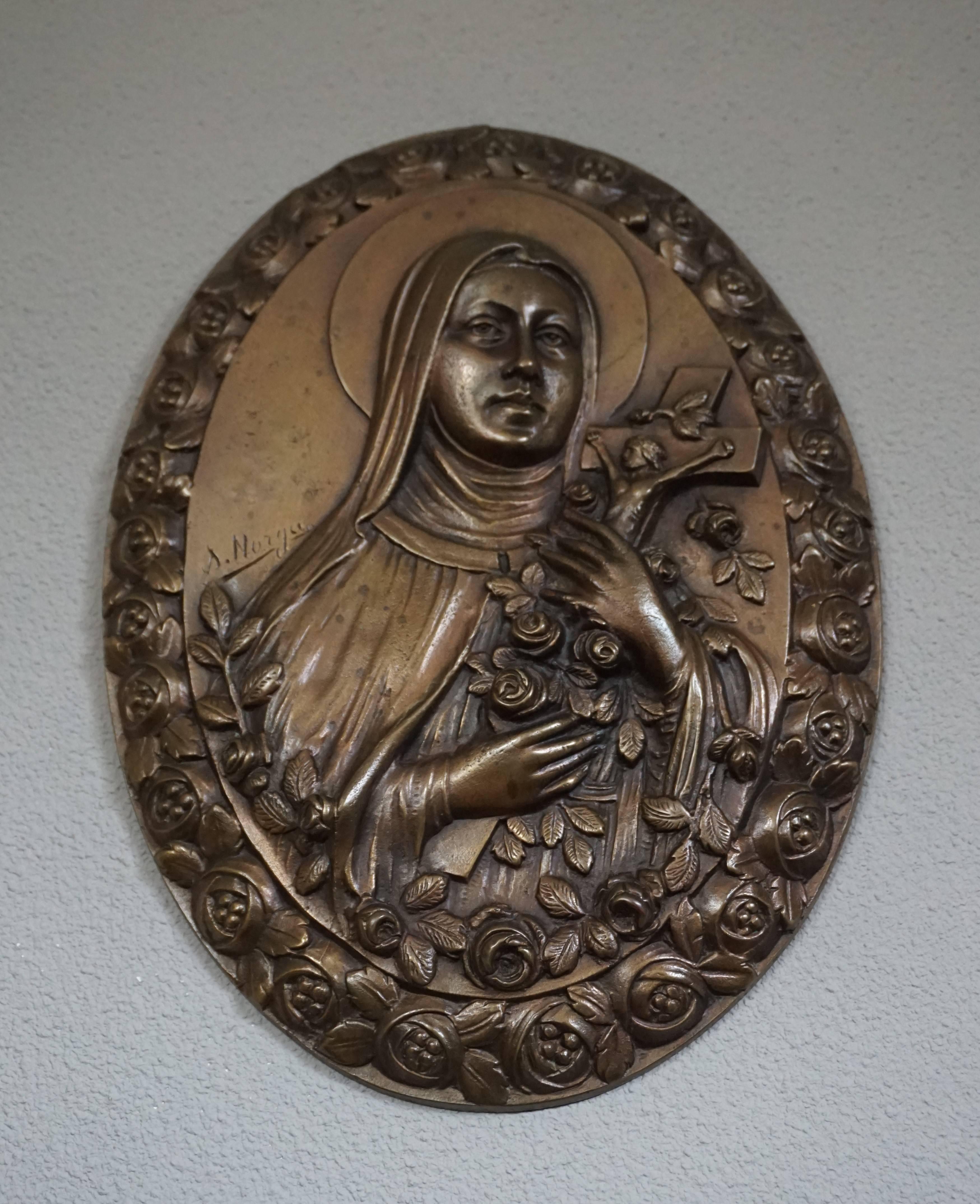 Rare Art Deco Bronze Wall Plaque of Saint Theresia of Lisieux by Sylvain Norga  In Excellent Condition In Lisse, NL