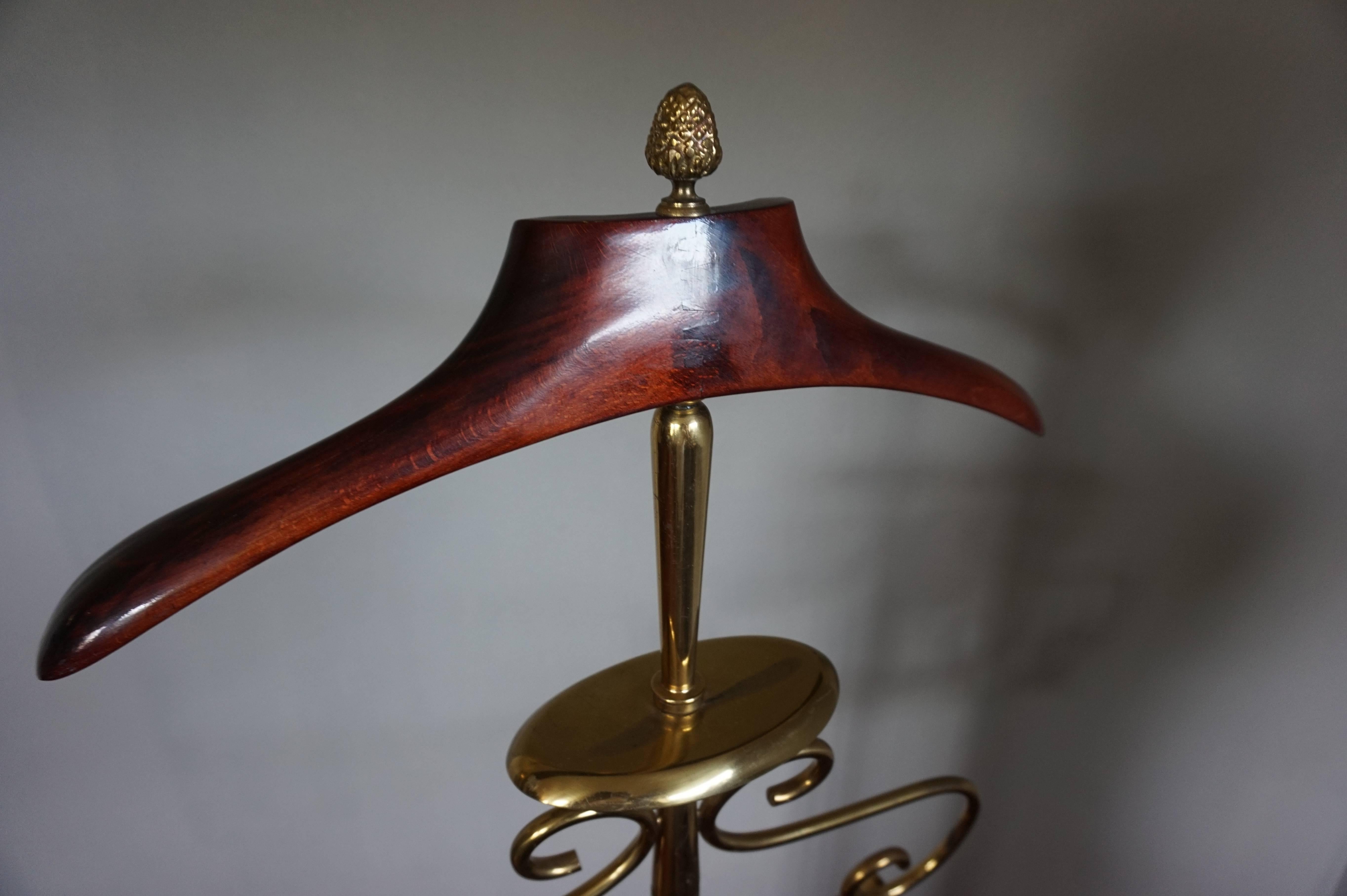 Magnificent Mid-Century Brass & Wood 'Napoleon' Valet on Stunning Tripod Base 1