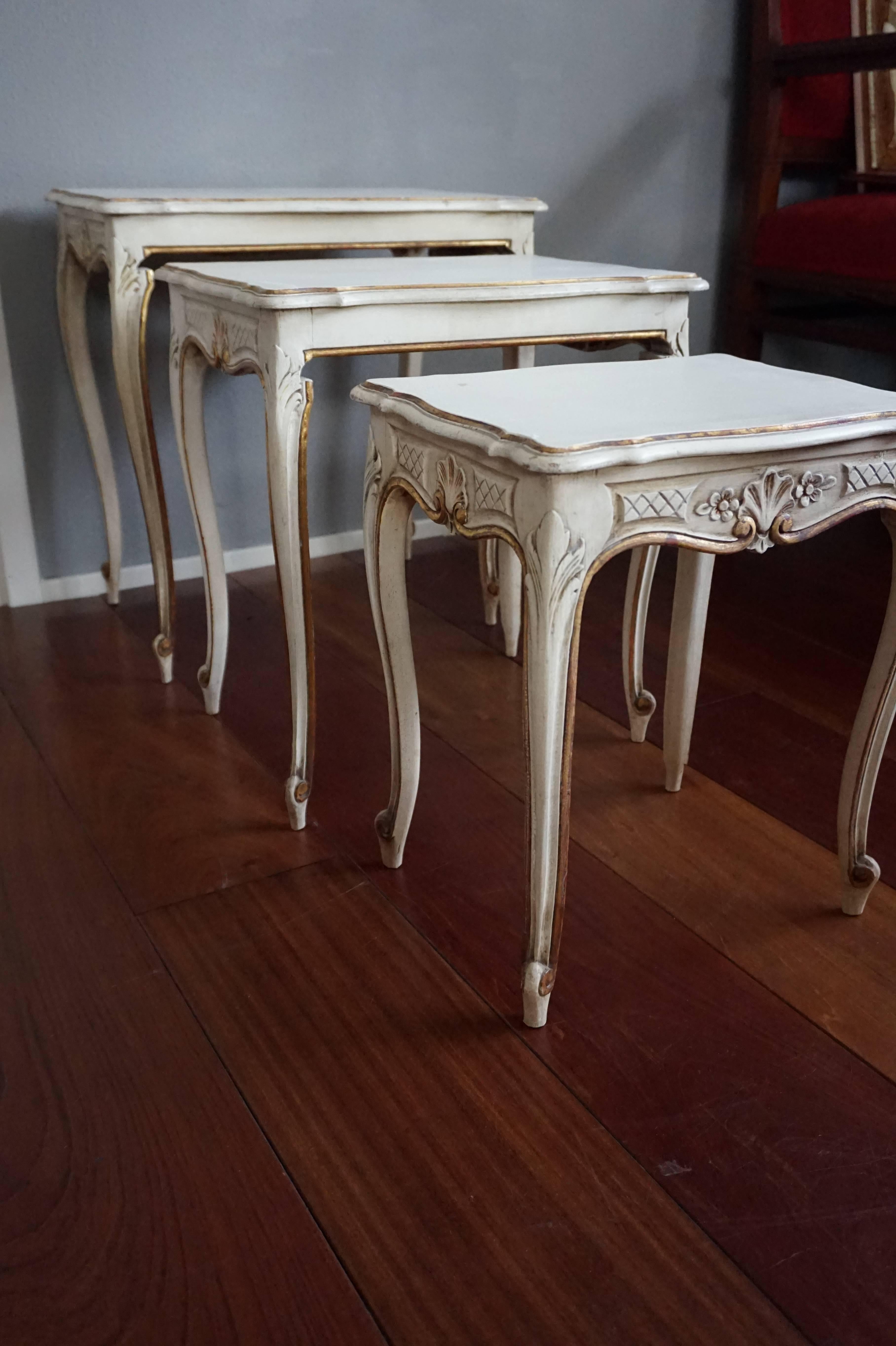 Early 20th Century Italian or French Nest of Tables in Beige-White with Gilding 2