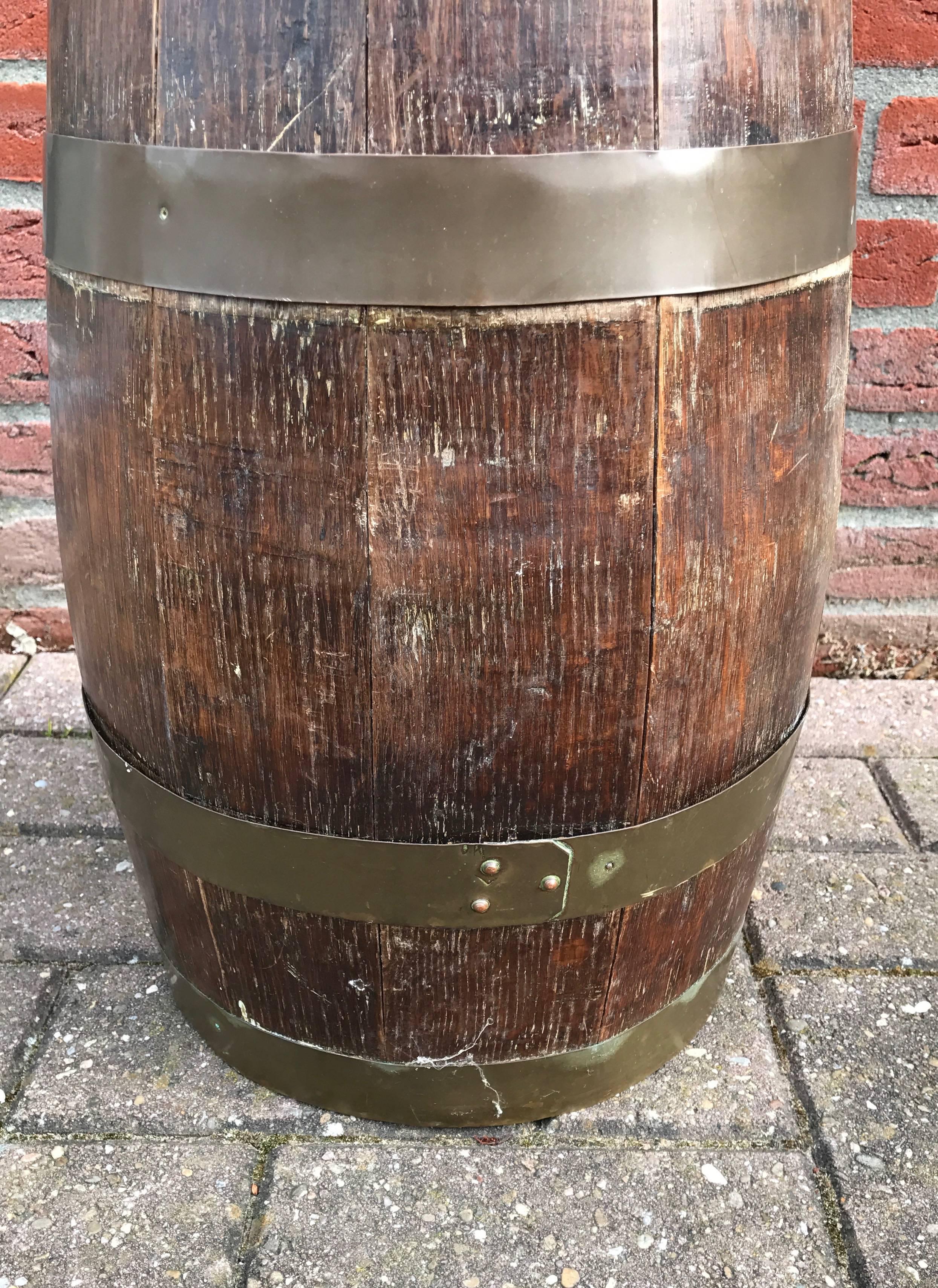 Rustic Vintage Round Shaped Solid Oak Barrel Umbrella Stand w. Handcrafted Brass Rings