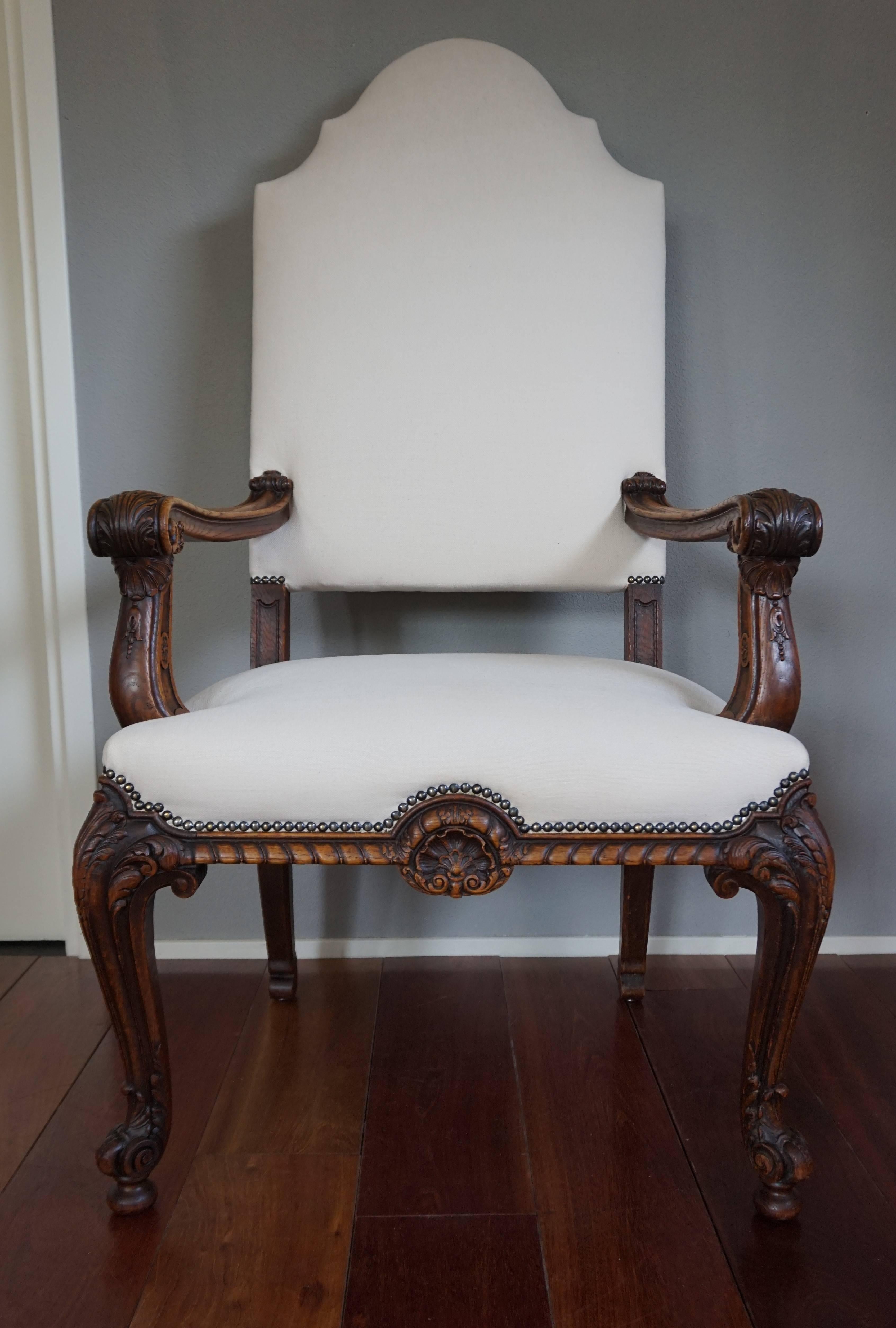 Antique Stunning & Hand-Carved Rococo Revival Armchair with Perfect Upholstery In Excellent Condition For Sale In Lisse, NL