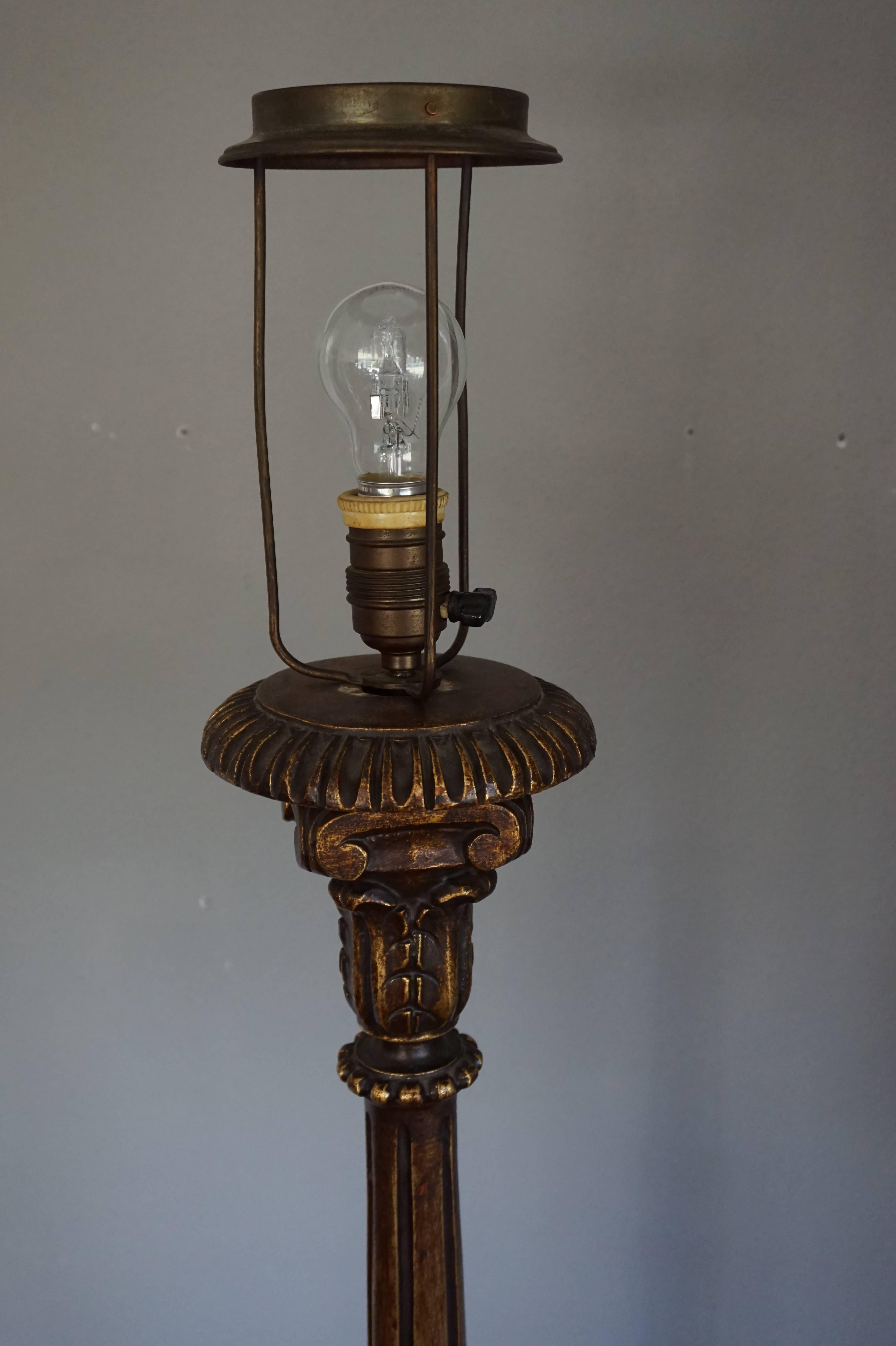 European Antique Carved and Gilt Baroque Style Floor Lamp Rewired and in Mint Condition For Sale