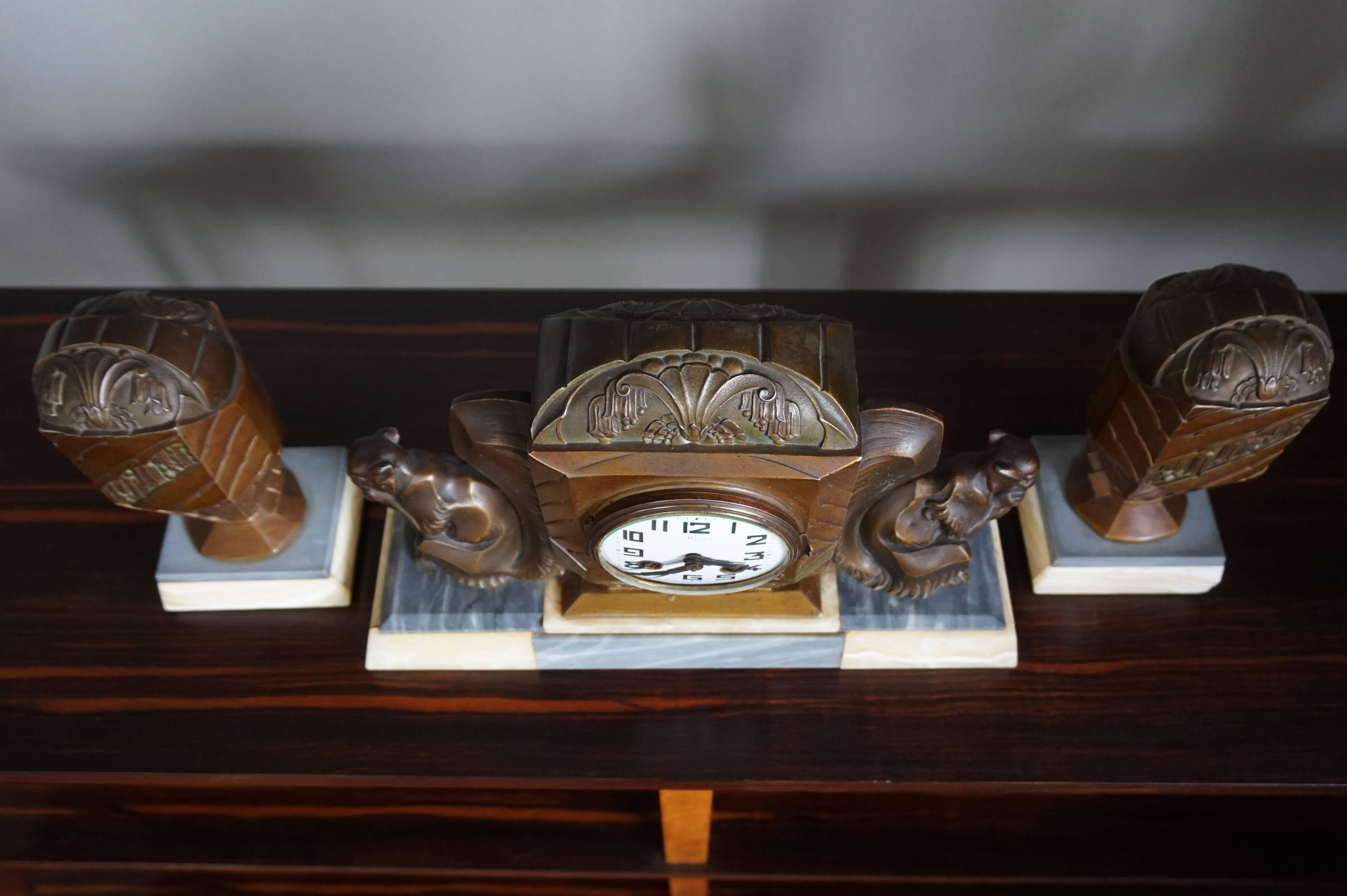 French Bronzed Art Deco Clock Set with Stylized Squirrel Sculptures and Onyx Base