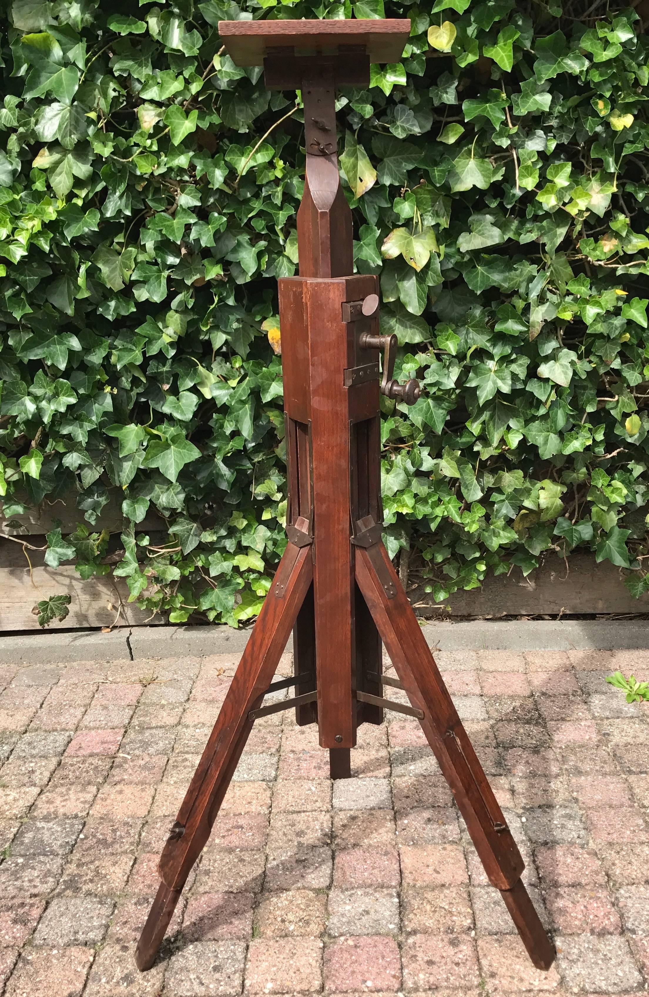 20th Century Magnificent Adjustable Wooden Sculpture or Plant Stand, Column / Pillar Easel