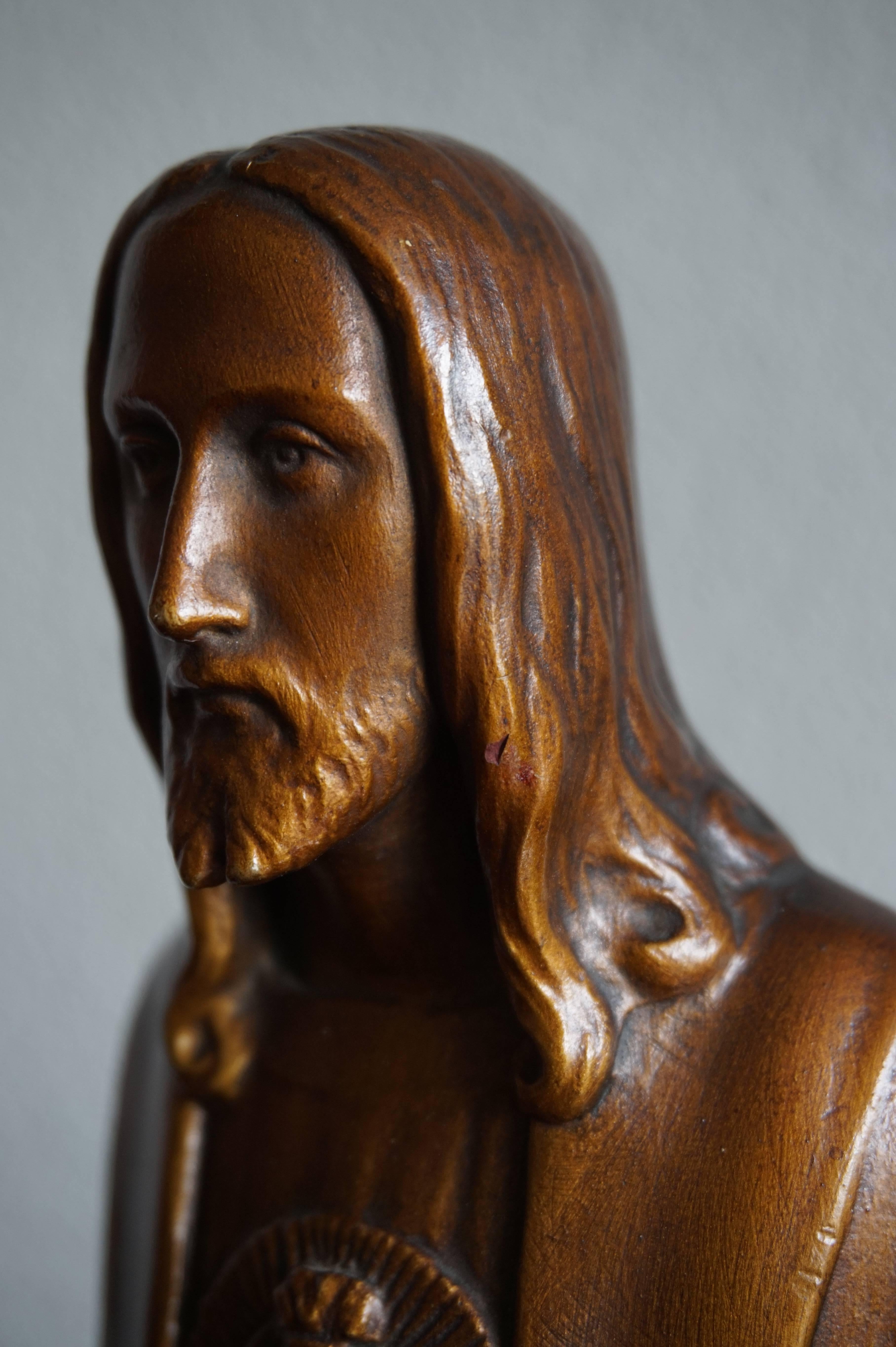 Early 20th Century Bronzed Plaster Sculpture of Christ by Gebroeders Van Paridon In Excellent Condition In Lisse, NL