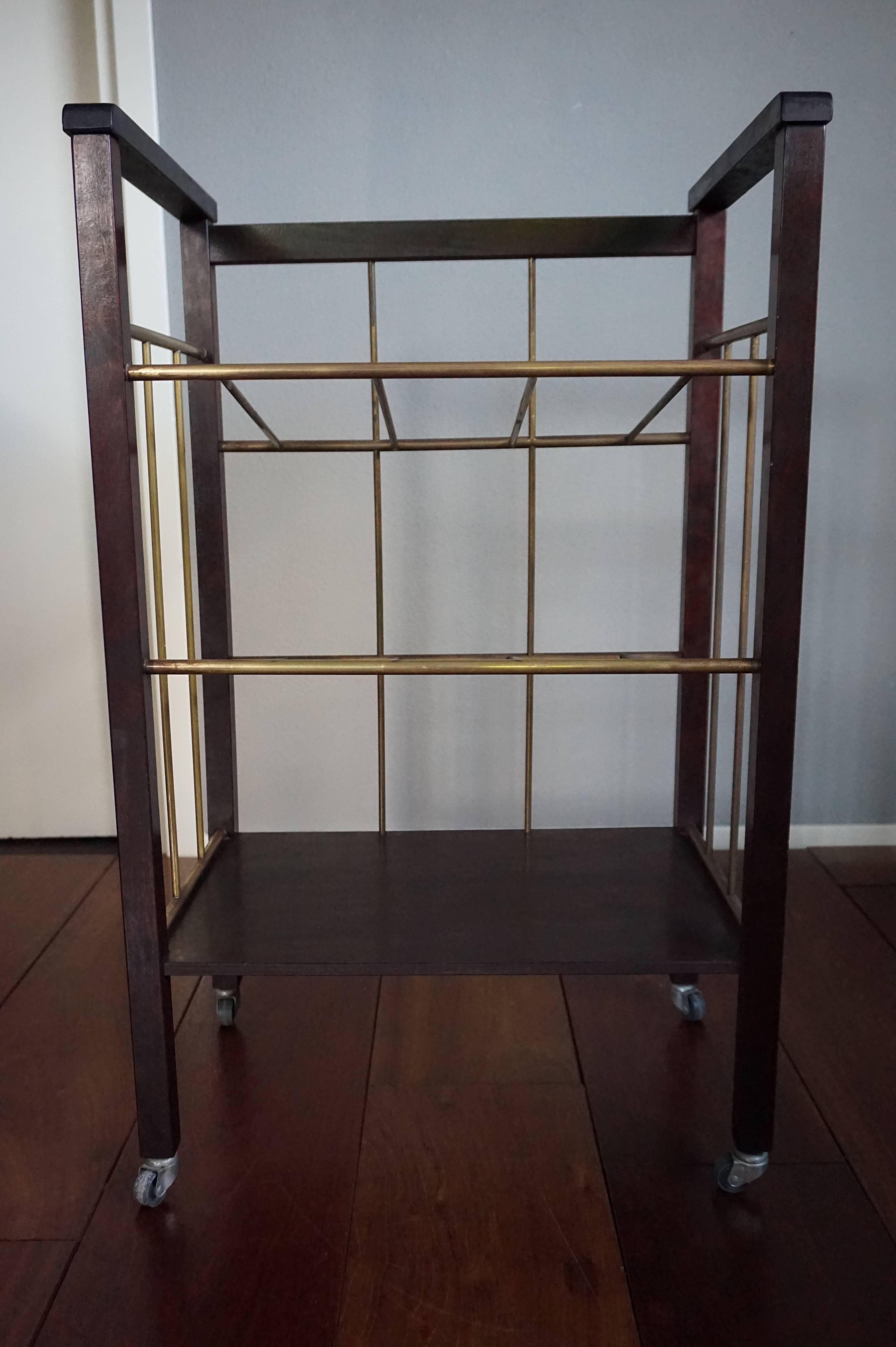 Great Shape & Condition Viennese Magazine Rack or Stand for Sheet Music & More In Excellent Condition In Lisse, NL