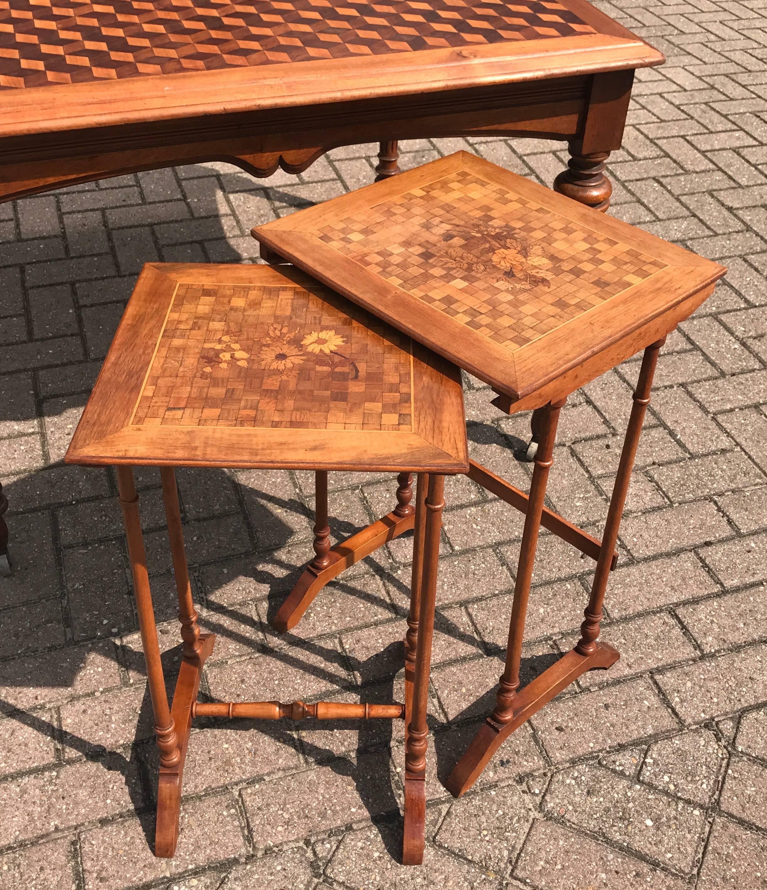 Lovable antique French pair of inlaid beechwood tables.

This tasteful and wonderfully handcrafted pair of tables dates from the transitional period between that of Louis Philippe and the Art Nouveau.

Some of the best craftsman in their field must