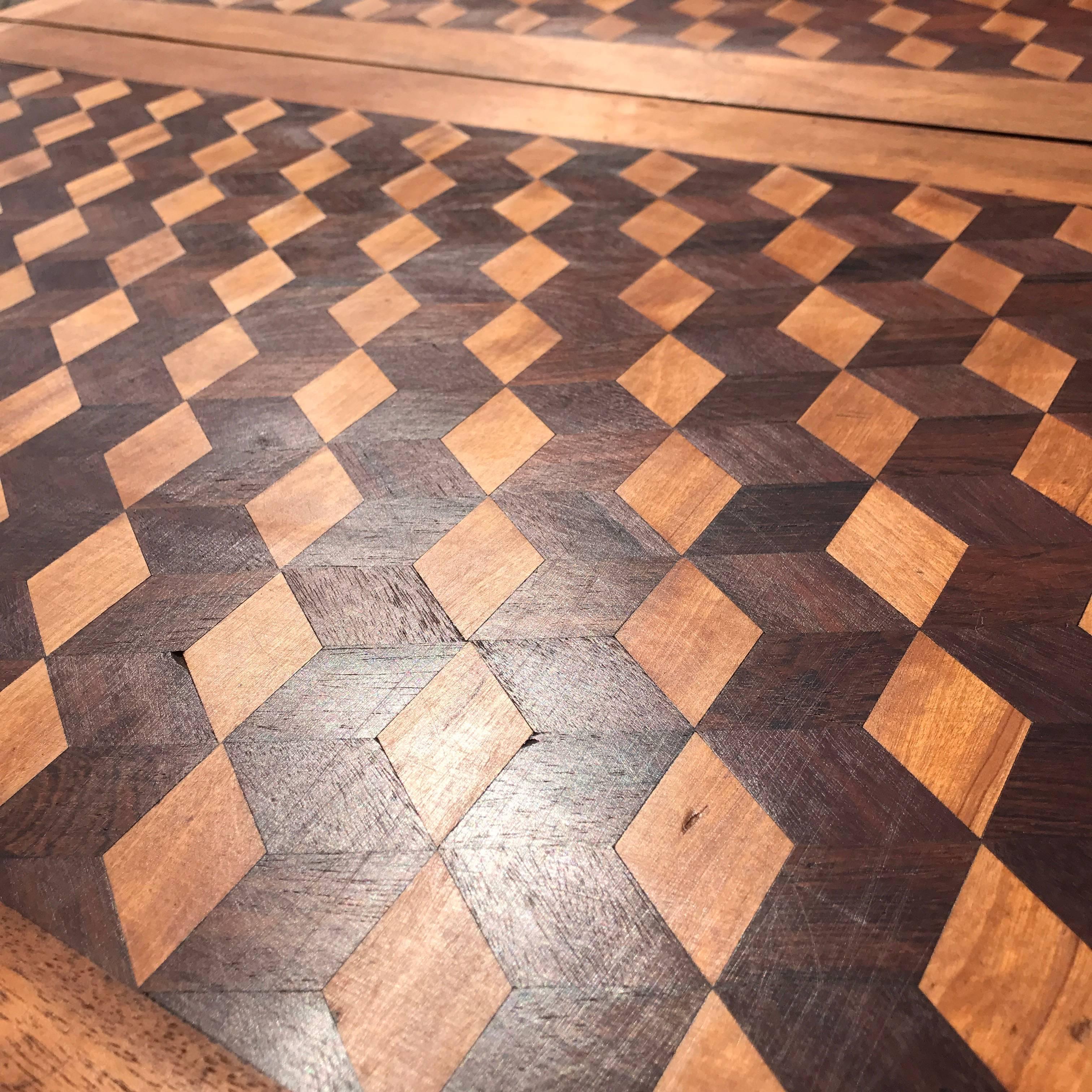 20th Century Stunning Antique Marquetry Inlaid Square Centre Table, French Nutwood on Casters For Sale