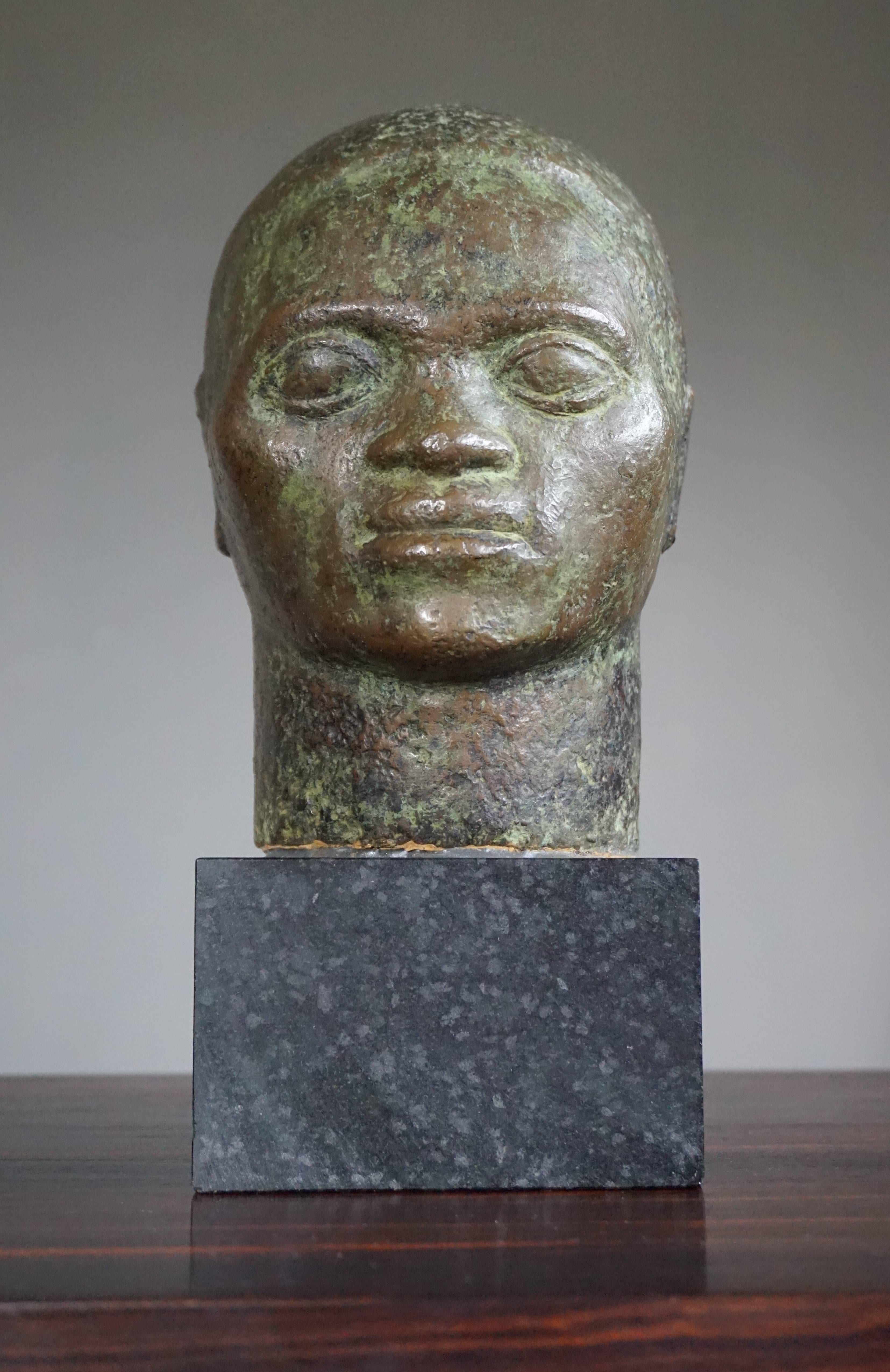 Small to Mid Size, Rare and Serene African Male Bronze Bust on Black Marble Base In Excellent Condition In Lisse, NL