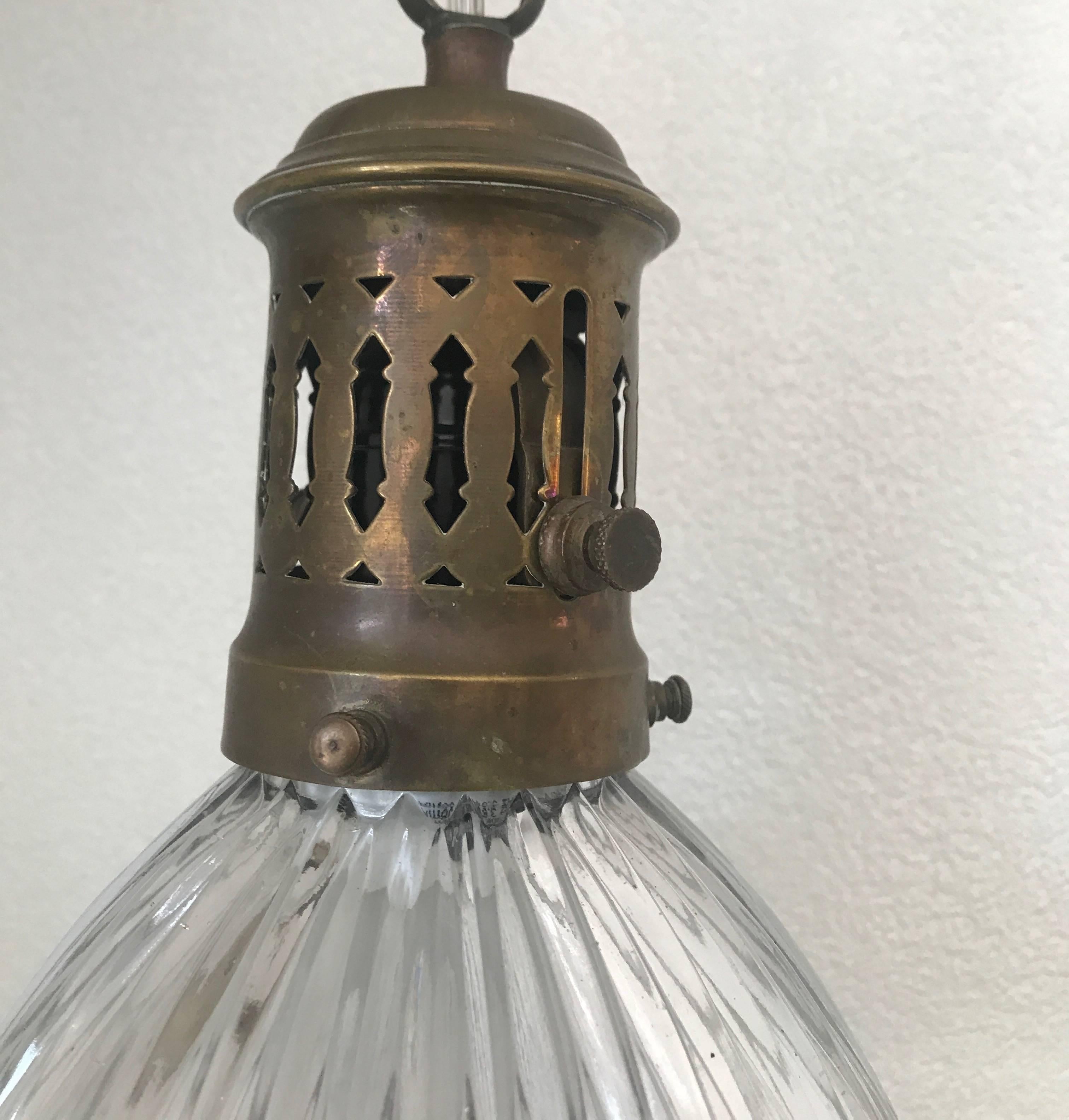 Small French Art Deco Holophane Glass and Brass Pendant Light Ceiling Lamp In Excellent Condition In Lisse, NL