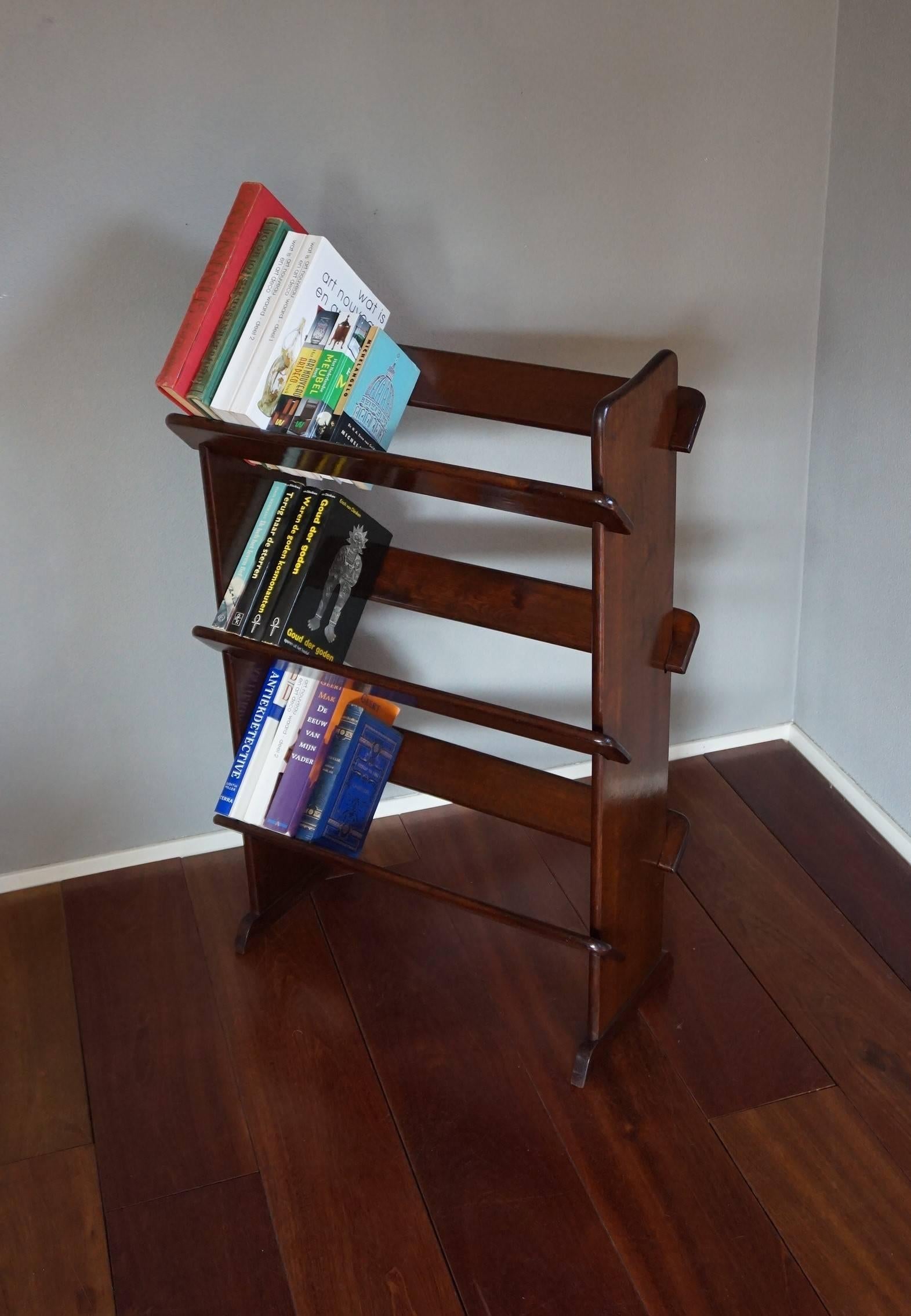 Stylish and seperable antique bookcase.

This rare, three-tier bookcase could be the perfect finish to a small area for reading, rest and relaxation. However, this timeless design could also be used in an office setting for quick and easy access to
