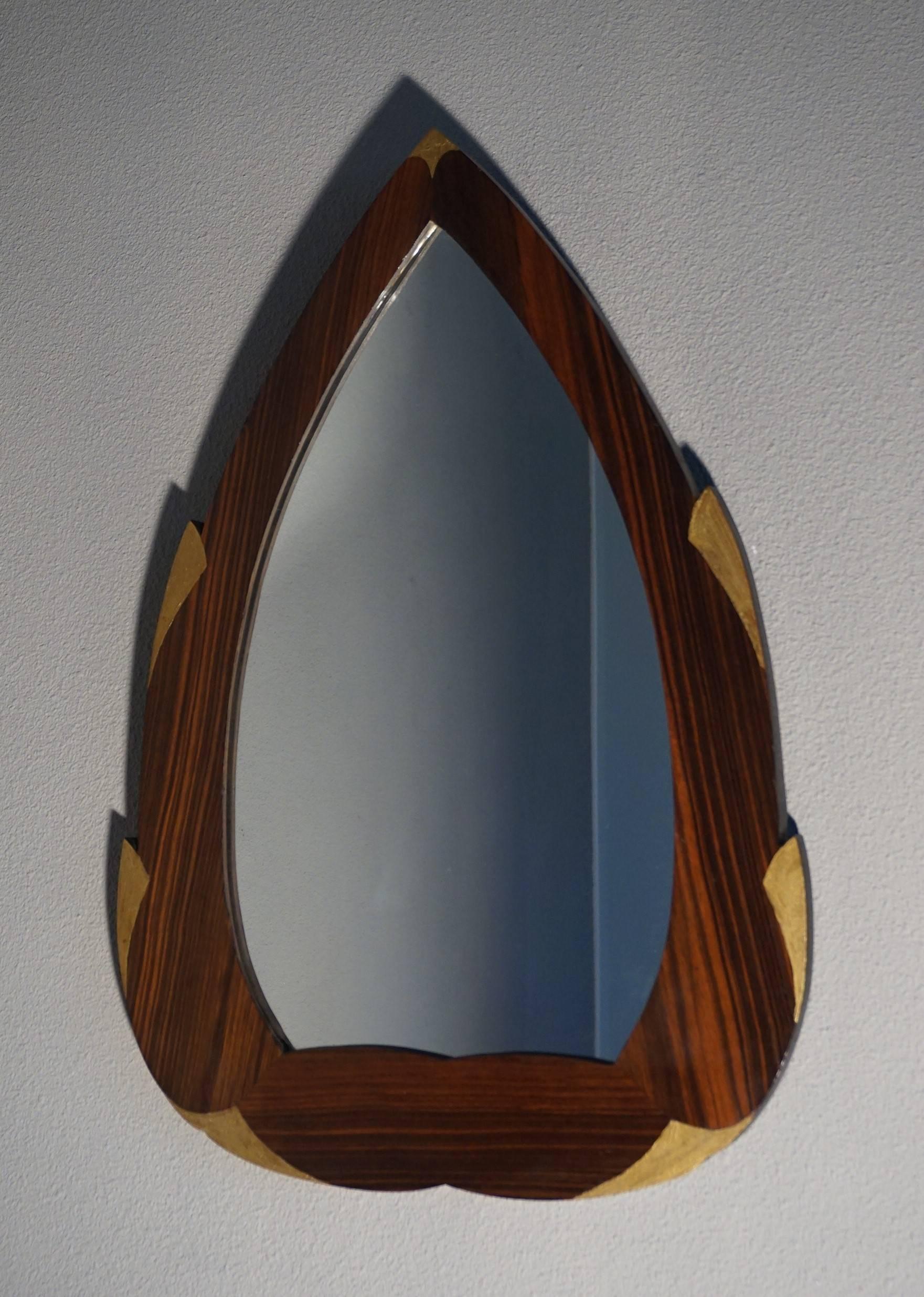 Highly Stylish Wooden Art Deco Mirror with Hand-Painted Golden Color Elements 3