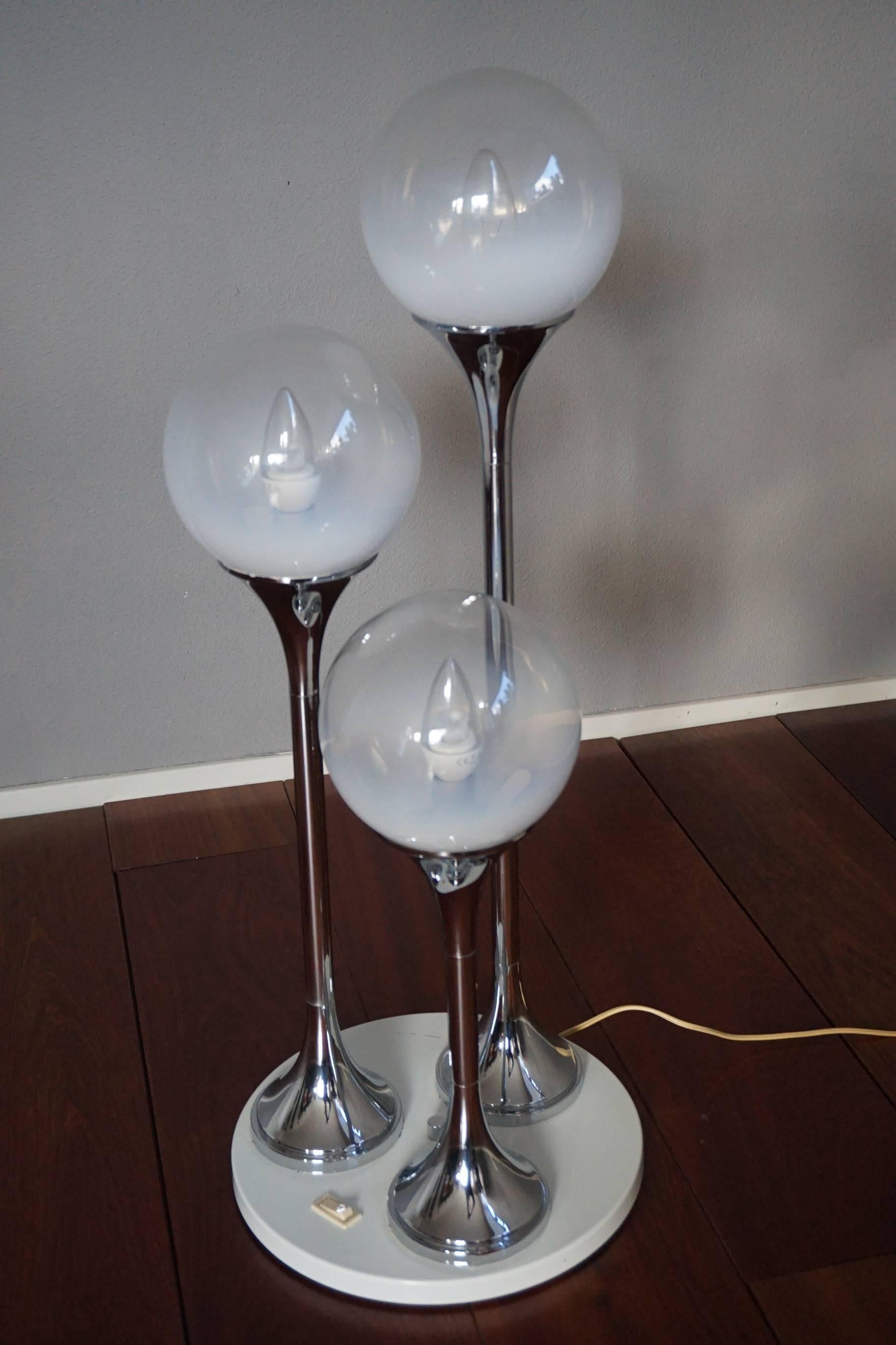 Mid-Century Modern Metal and Glass Italian Targetti Sankey Table and Floor Light For Sale 3