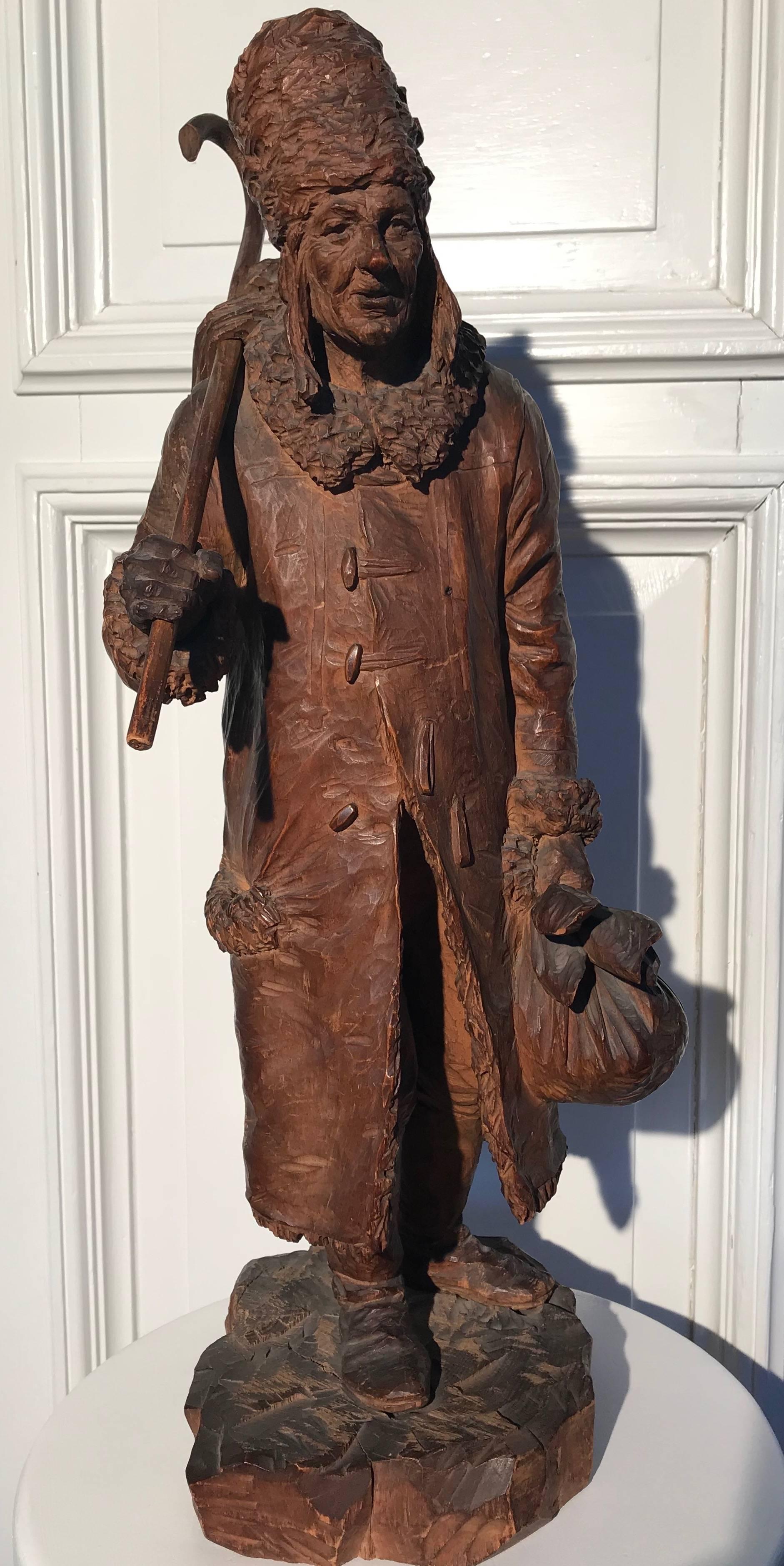 Européen Antiquities & Amazing Antiques Quality Hand Carved Wood Sculpture / Pilgrim Traveler Statue en vente